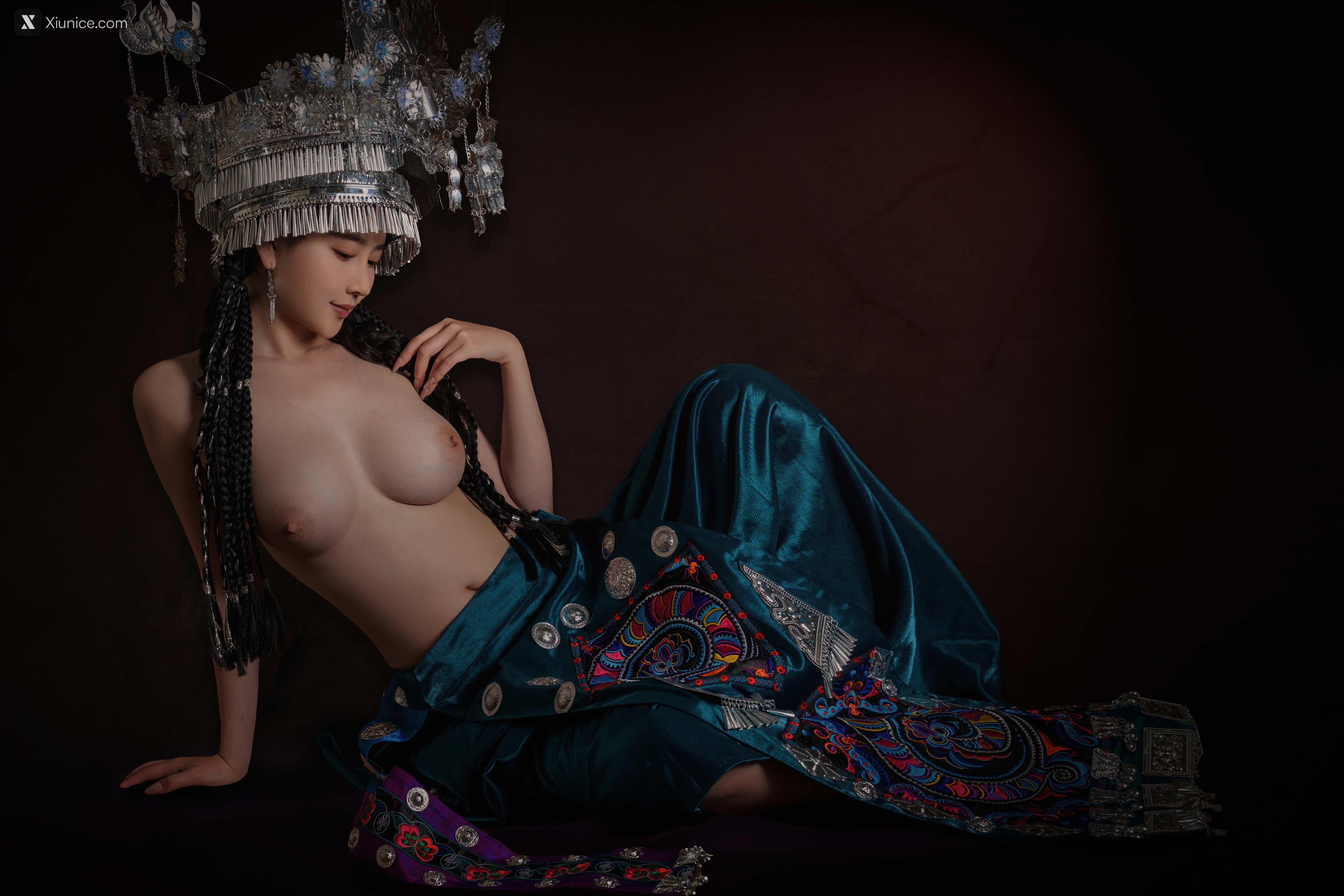 Coser 年年Nnian 苗疆女孩 31