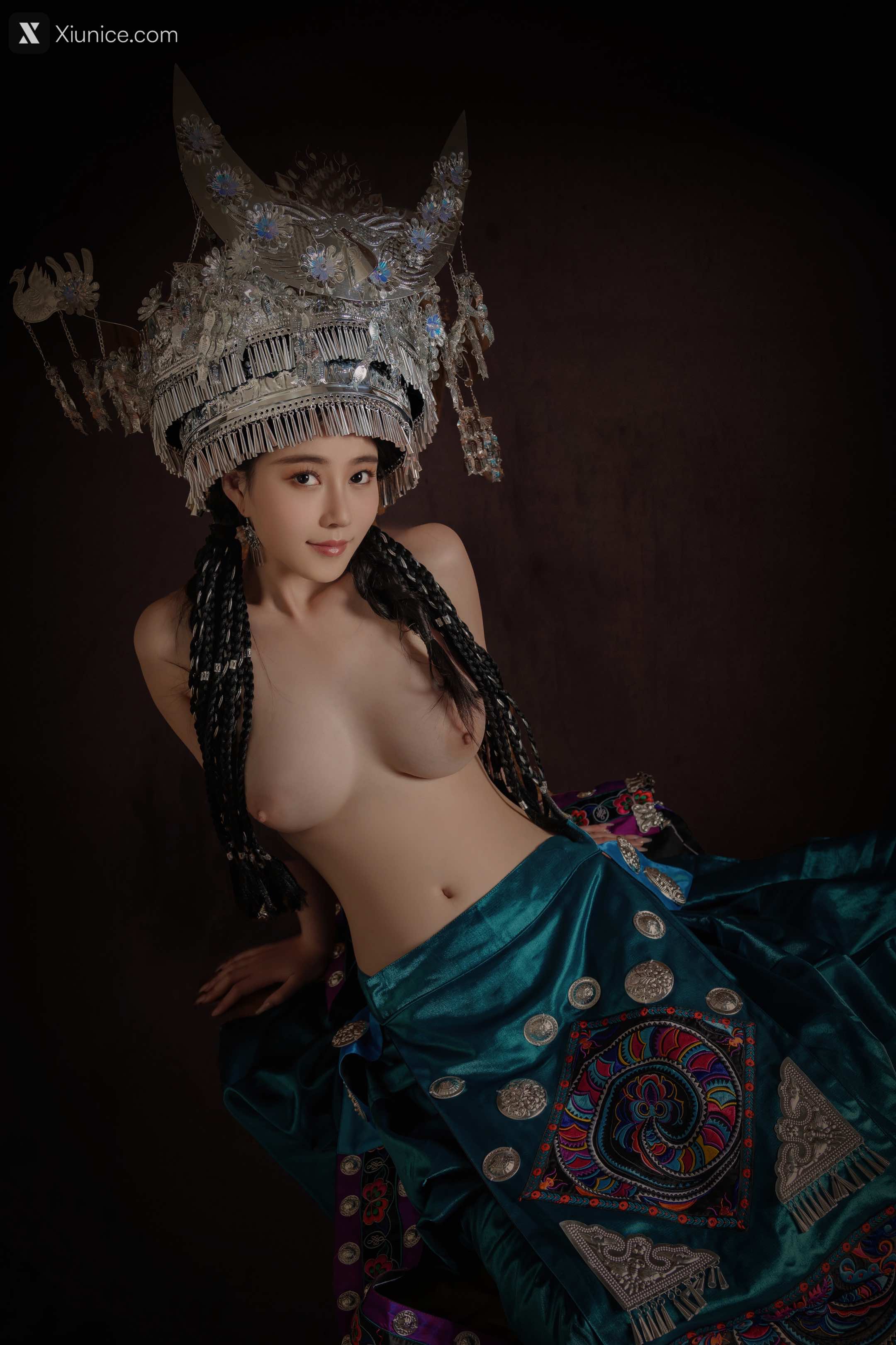 Coser 年年Nnian 苗疆女孩 32