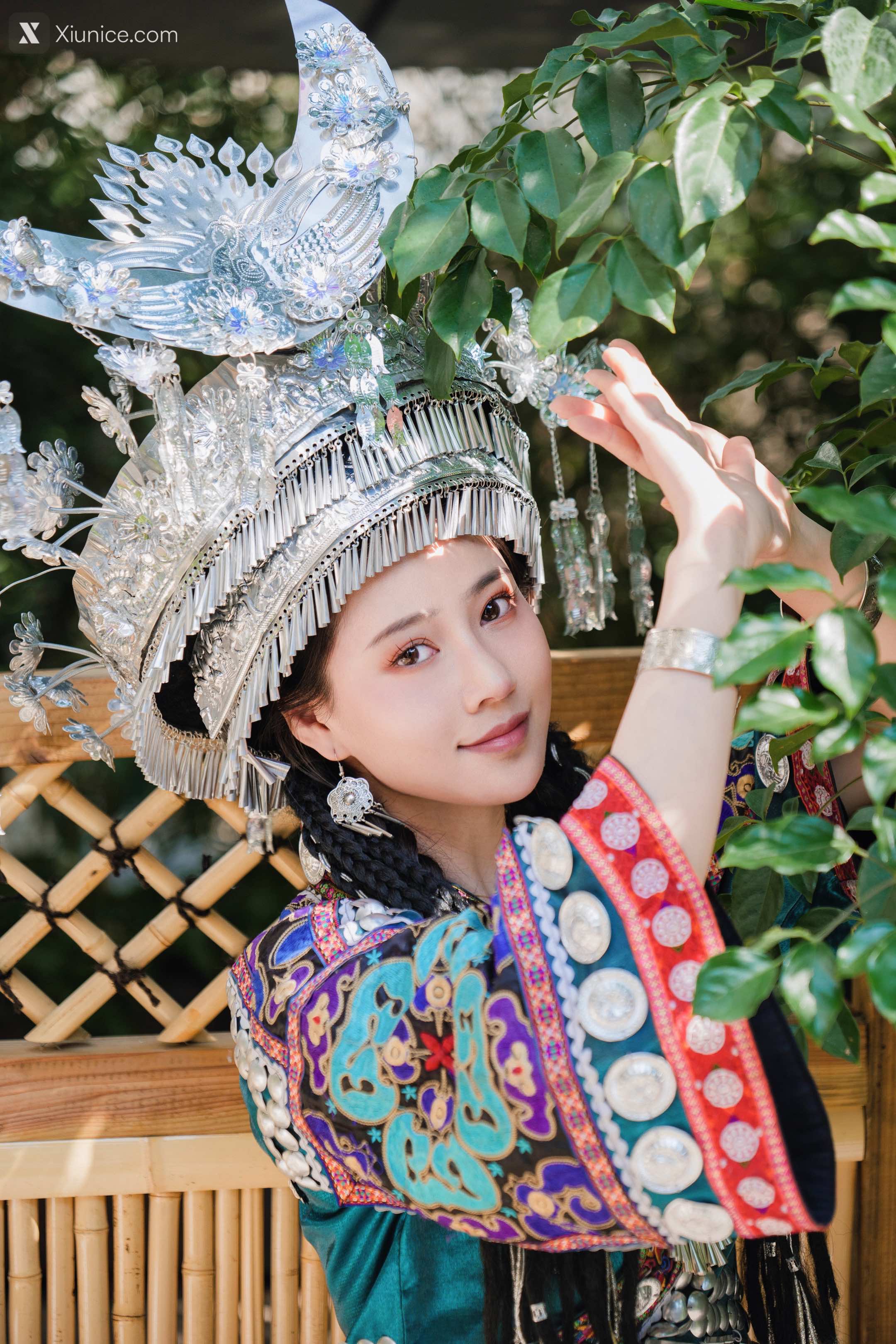 Coser 年年Nnian 苗疆女孩 34