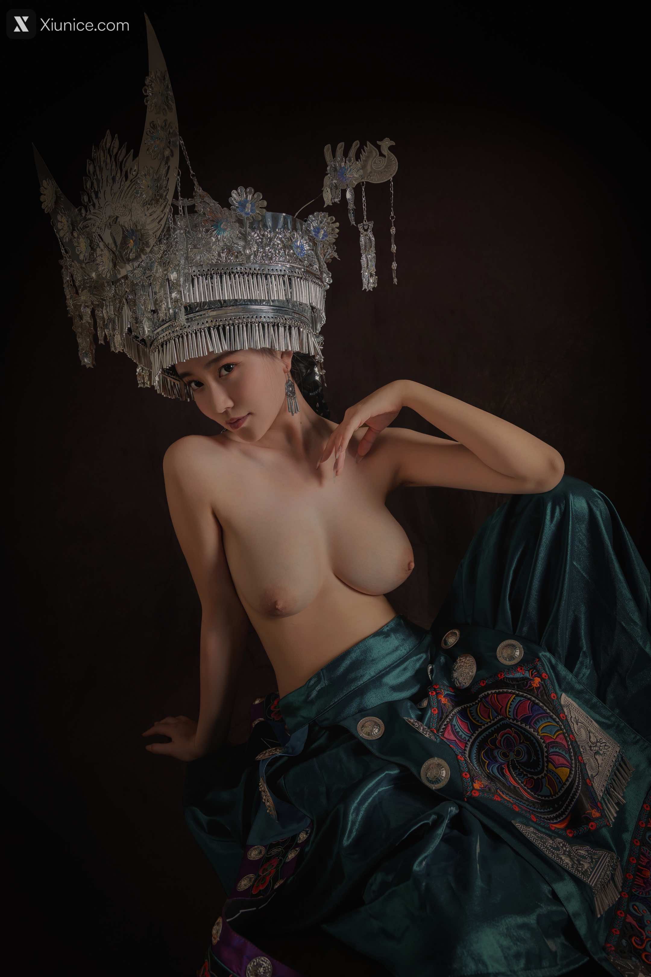 Coser 年年Nnian 苗疆女孩 36