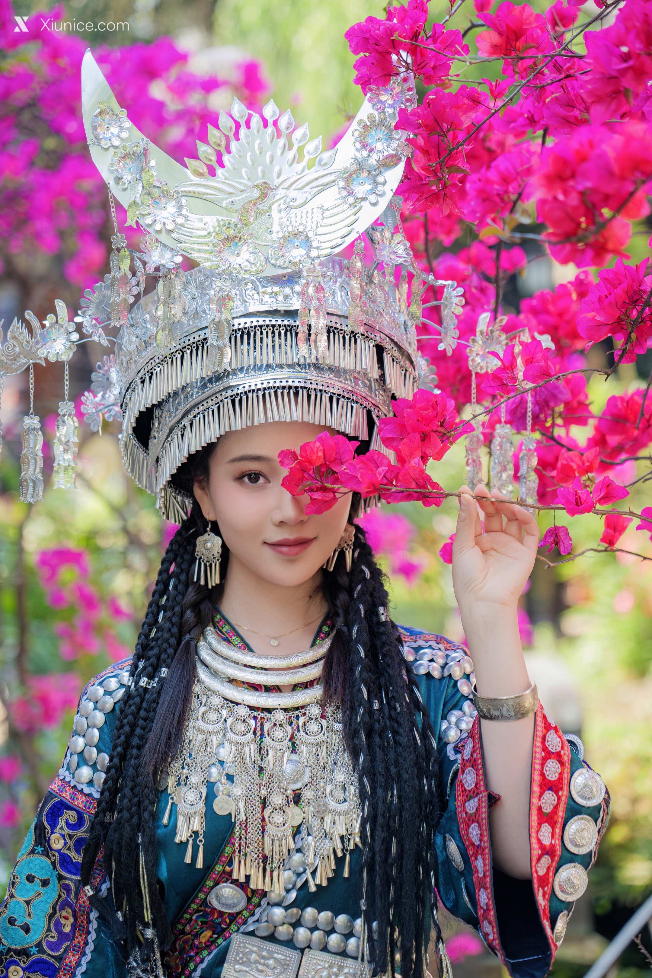 Coser 年年Nnian 苗疆女孩 5