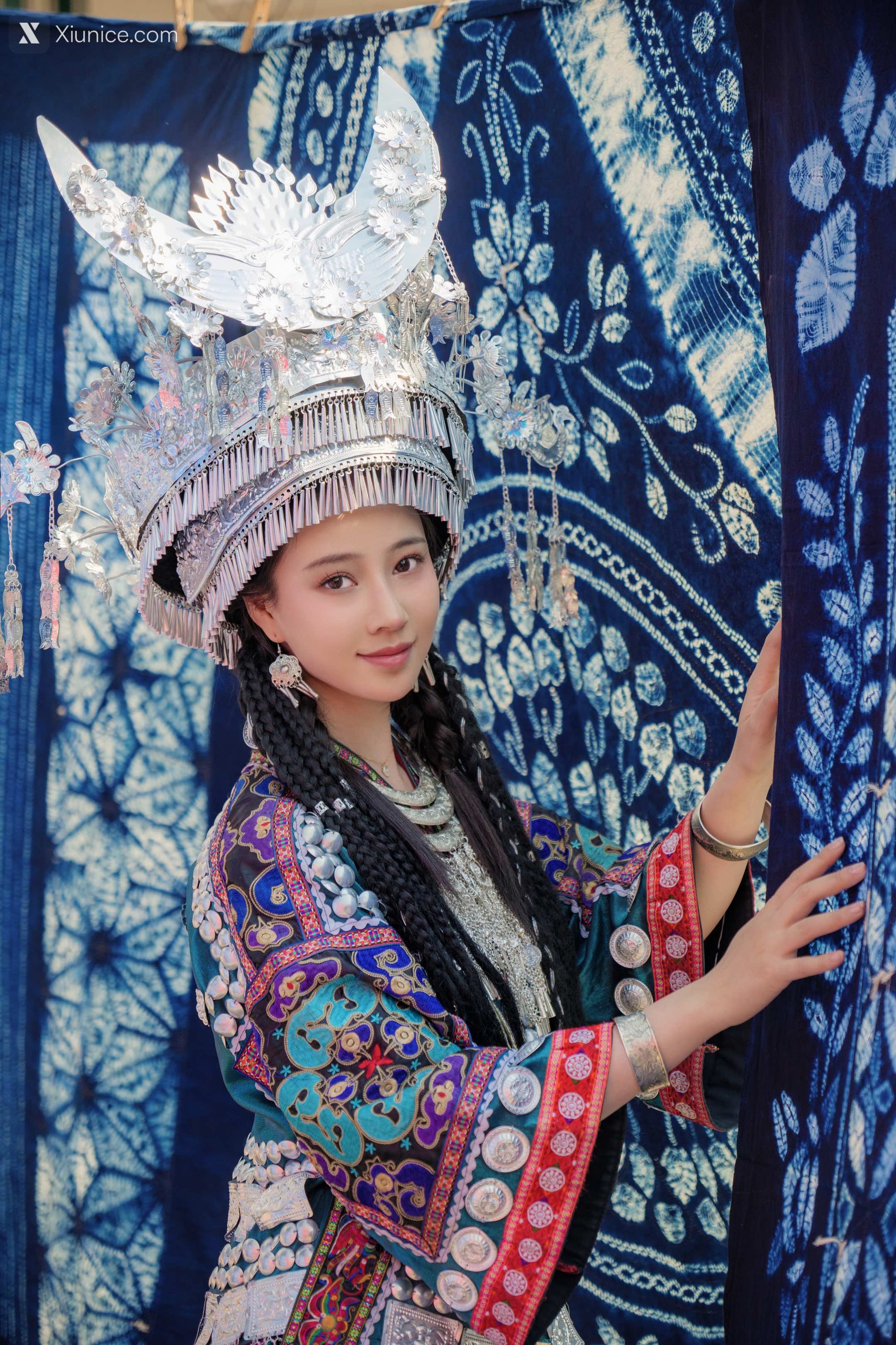 Coser 年年Nnian 苗疆女孩 7