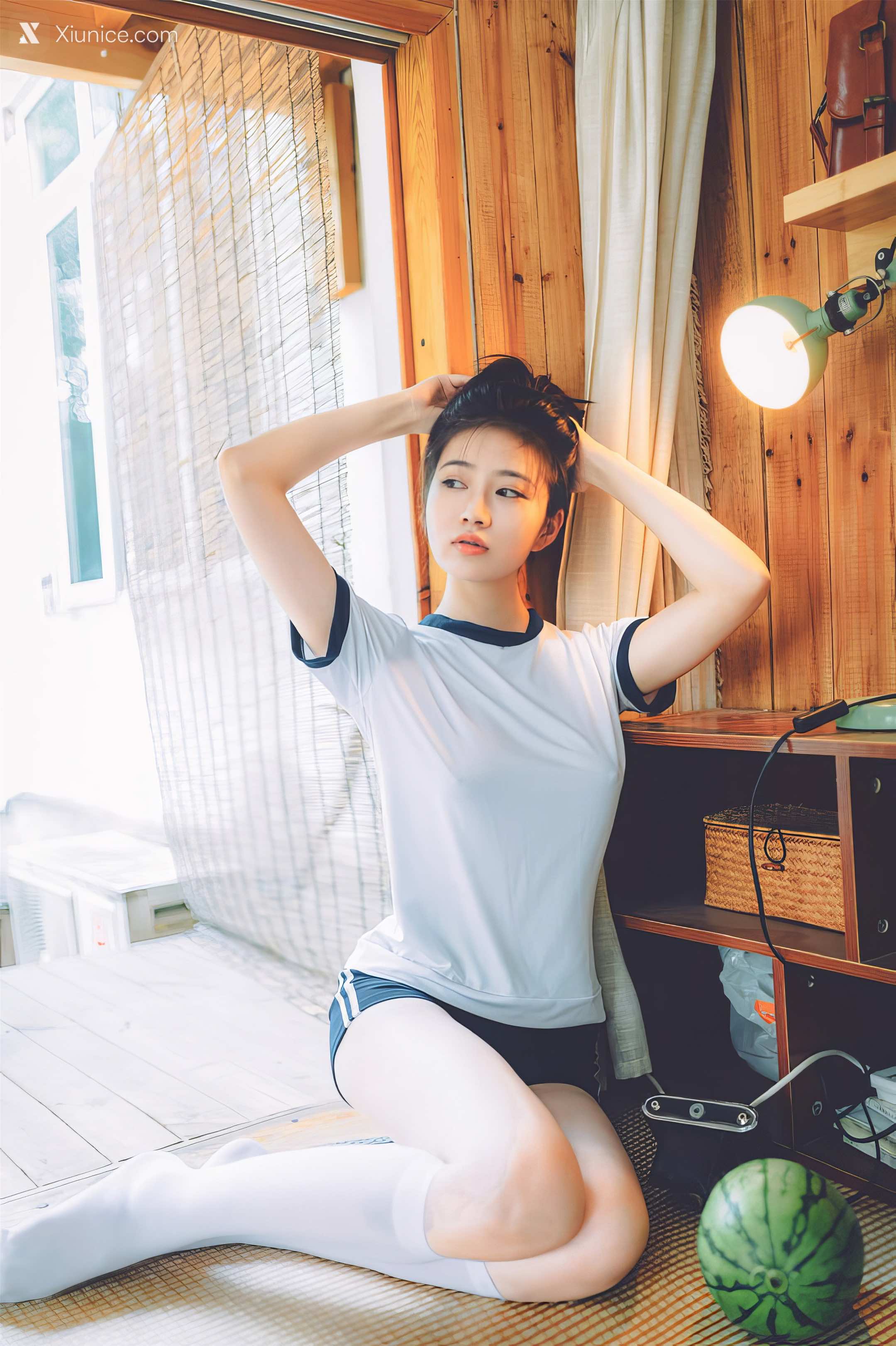 Coser 年年Nnian 运动服 4