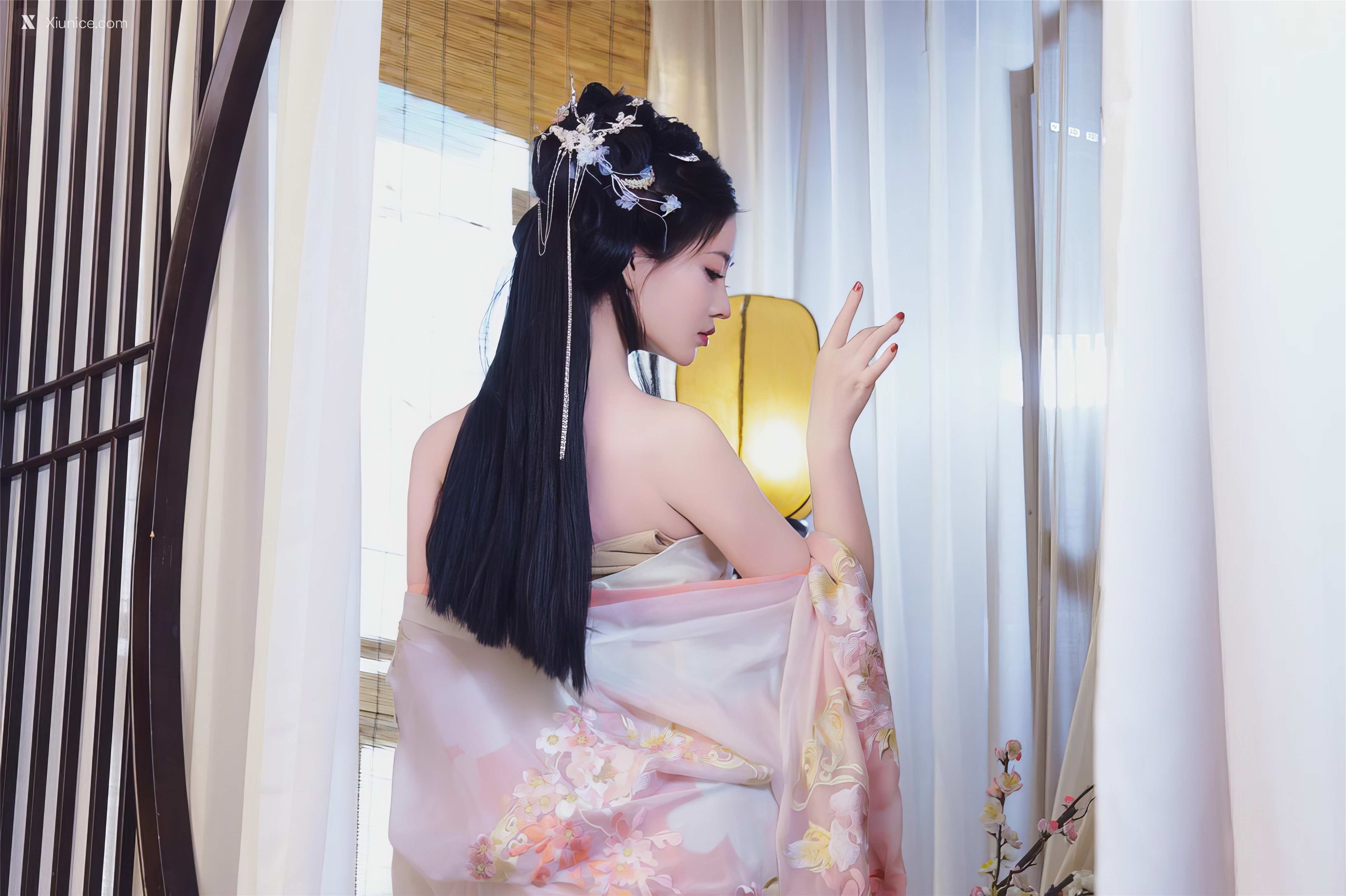 Coser 年年Nnian 霓裳 40