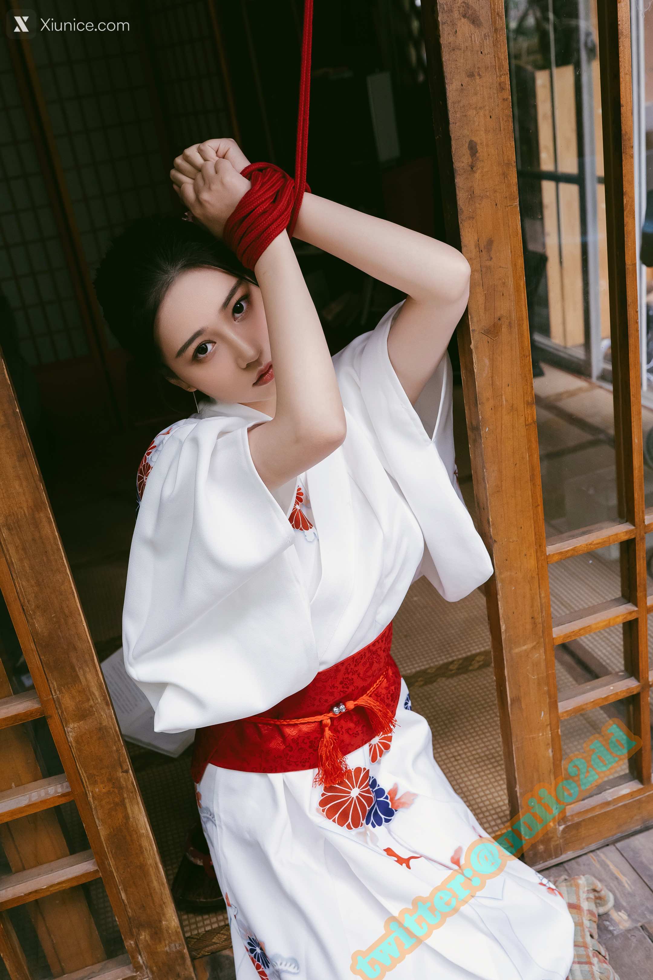 Coser 年年Nnian [A版]以爱之名 11