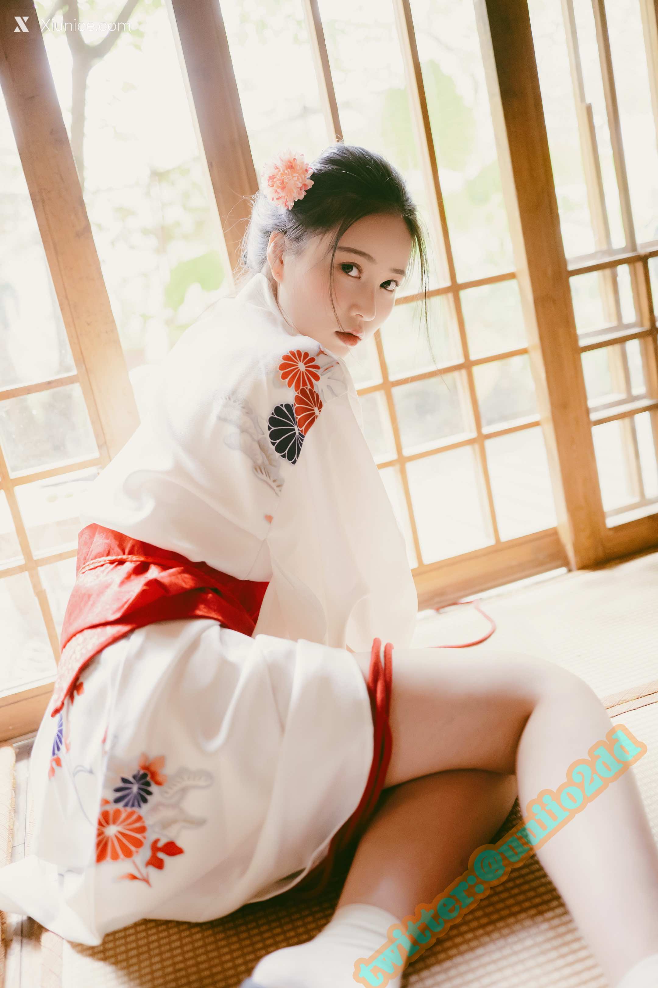 Coser 年年Nnian [A版]以爱之名 35