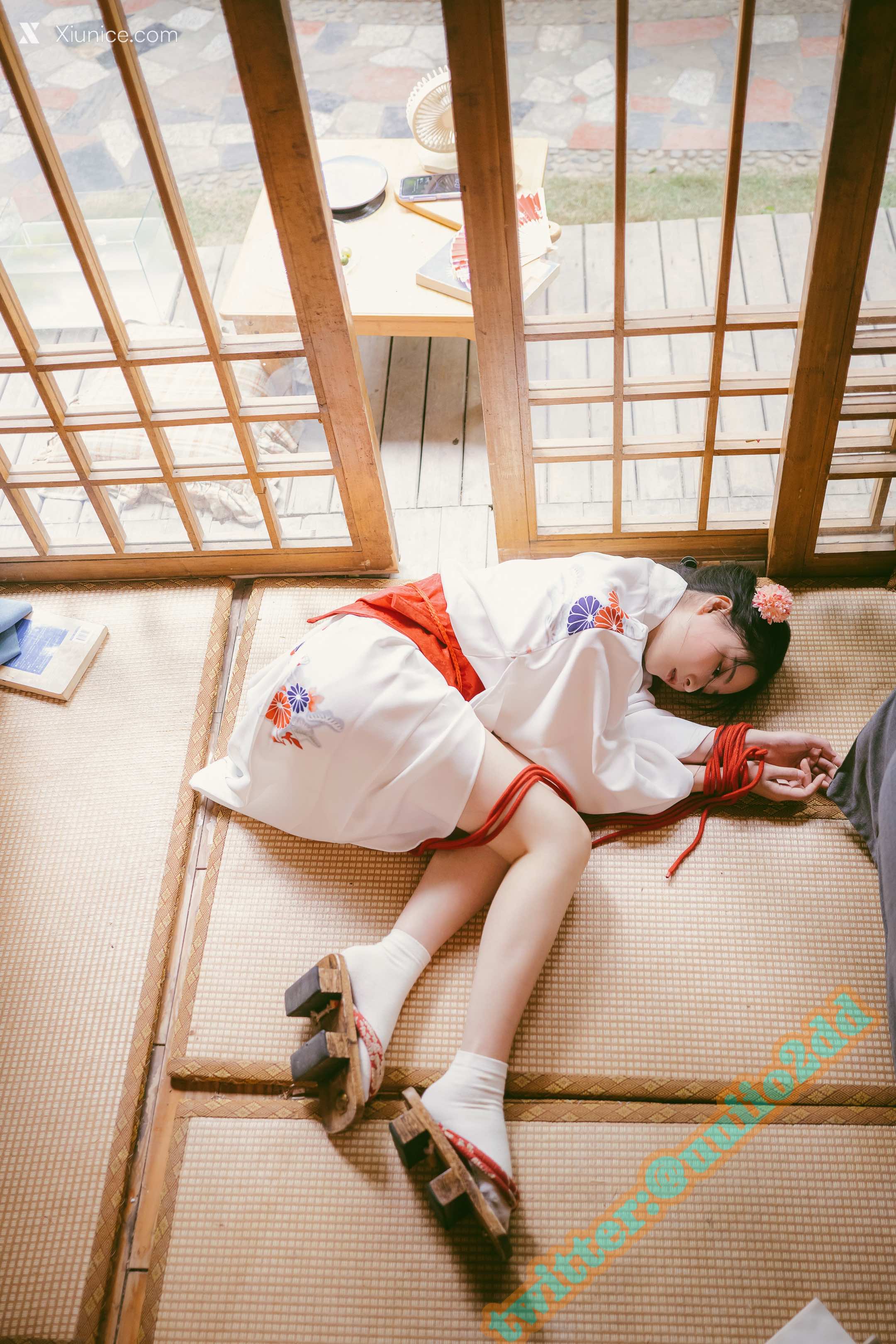 Coser 年年Nnian [A版]以爱之名 37