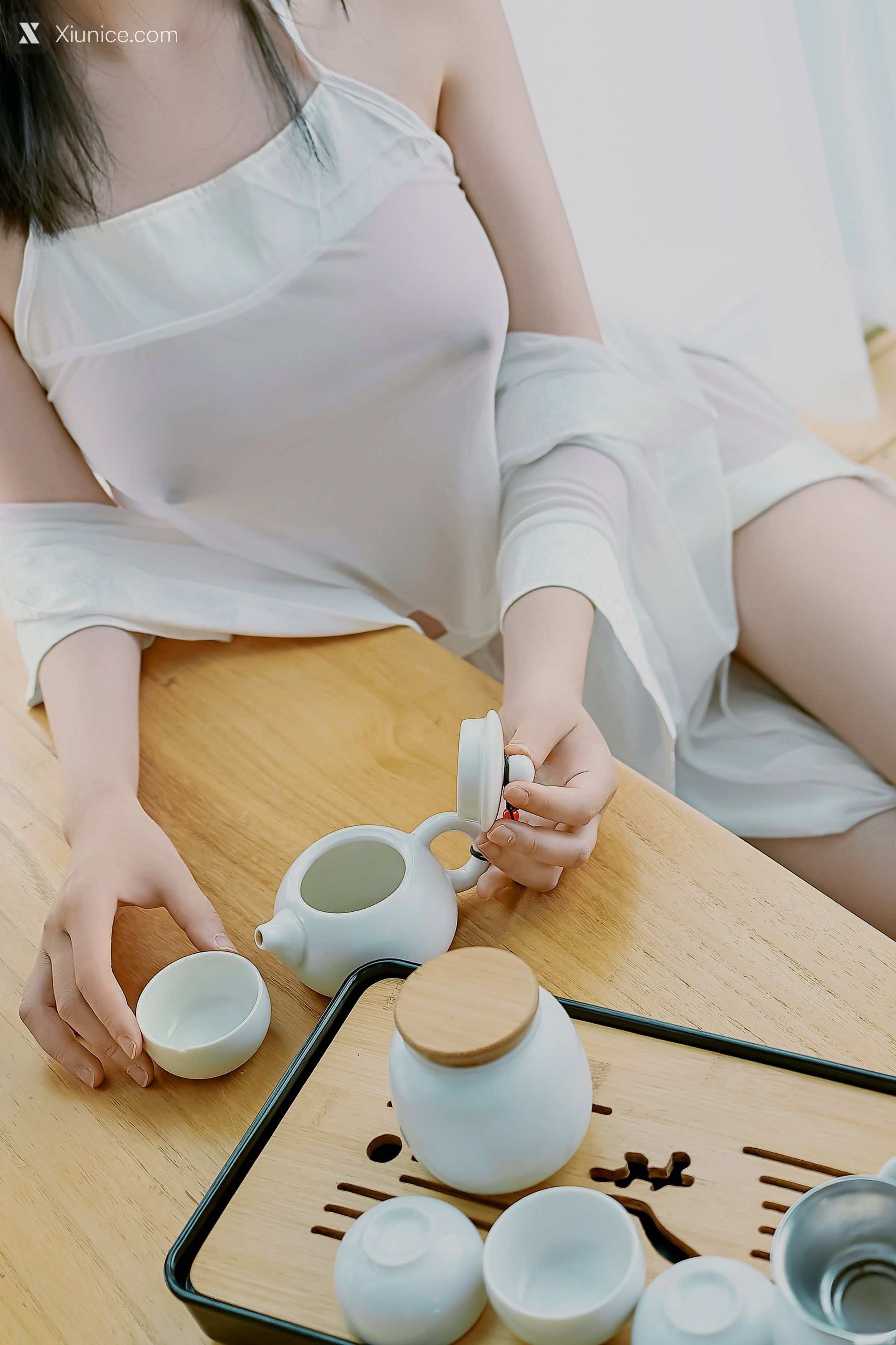 Coser 年年Nnian Meme Tea 40