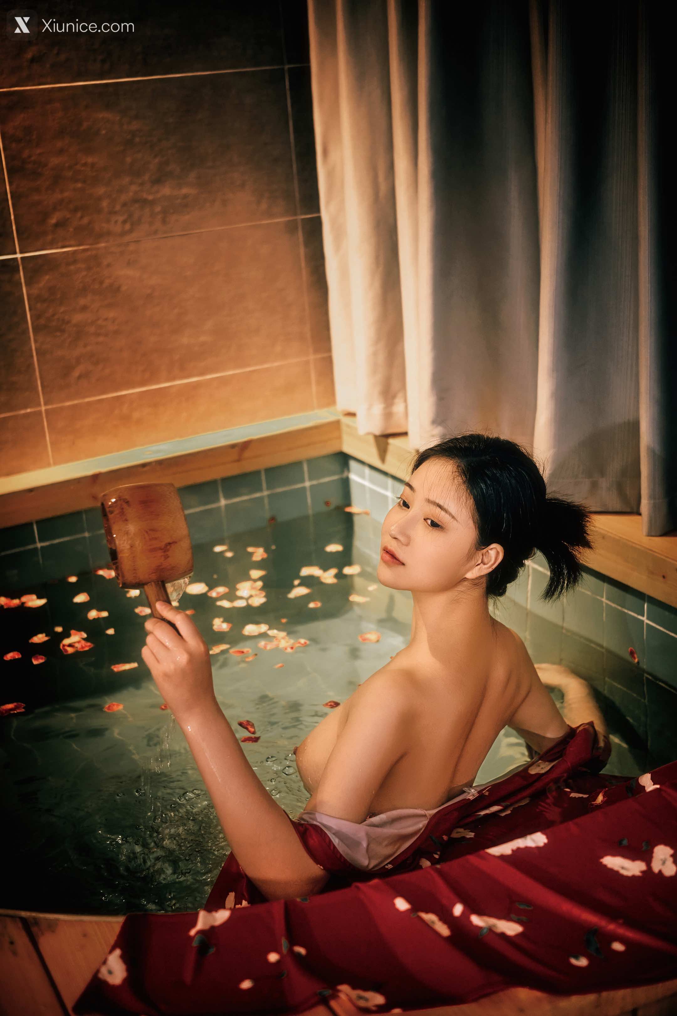 Coser 年年Nnian Mu Qiu 2