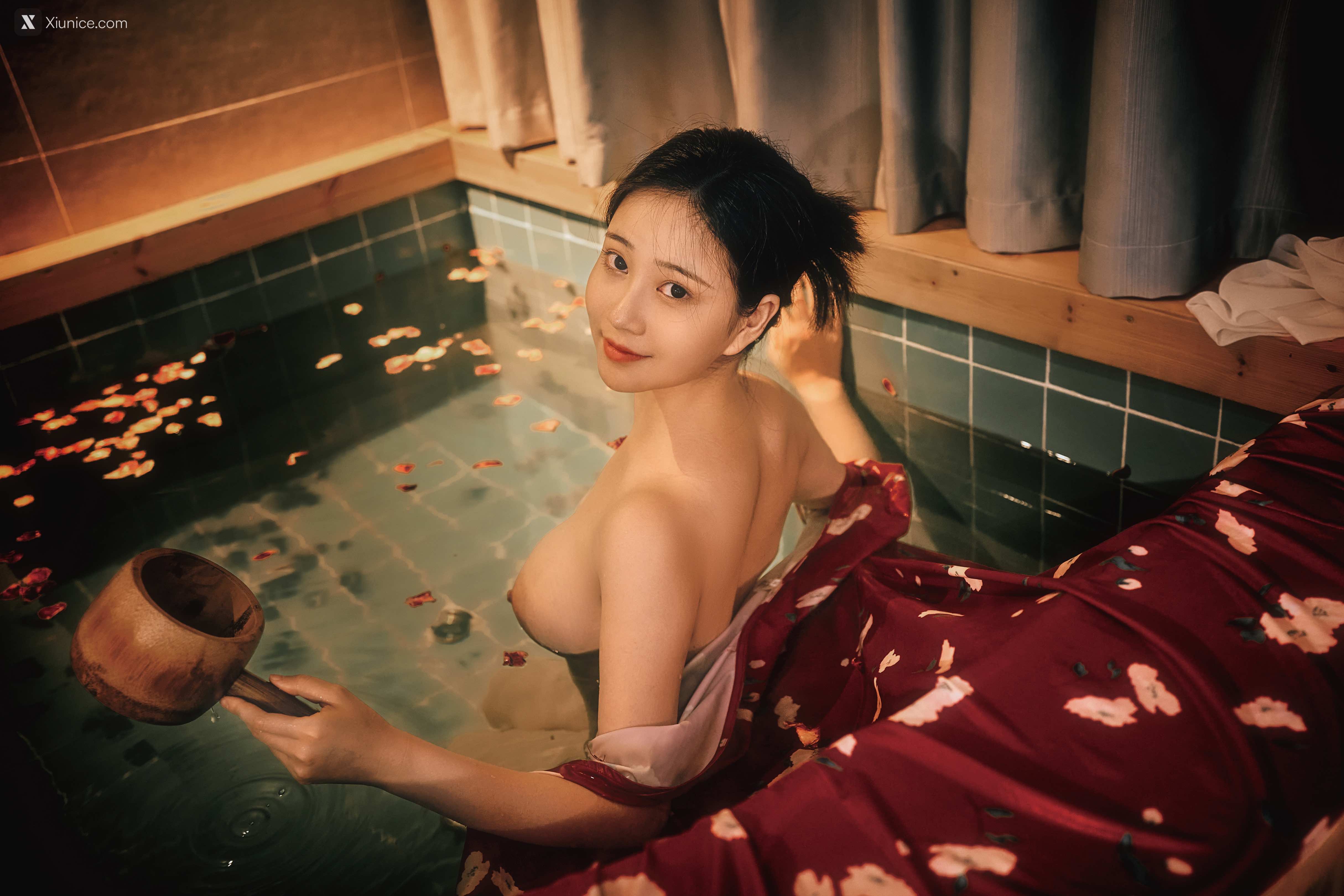 Coser 年年Nnian Mu Qiu 3