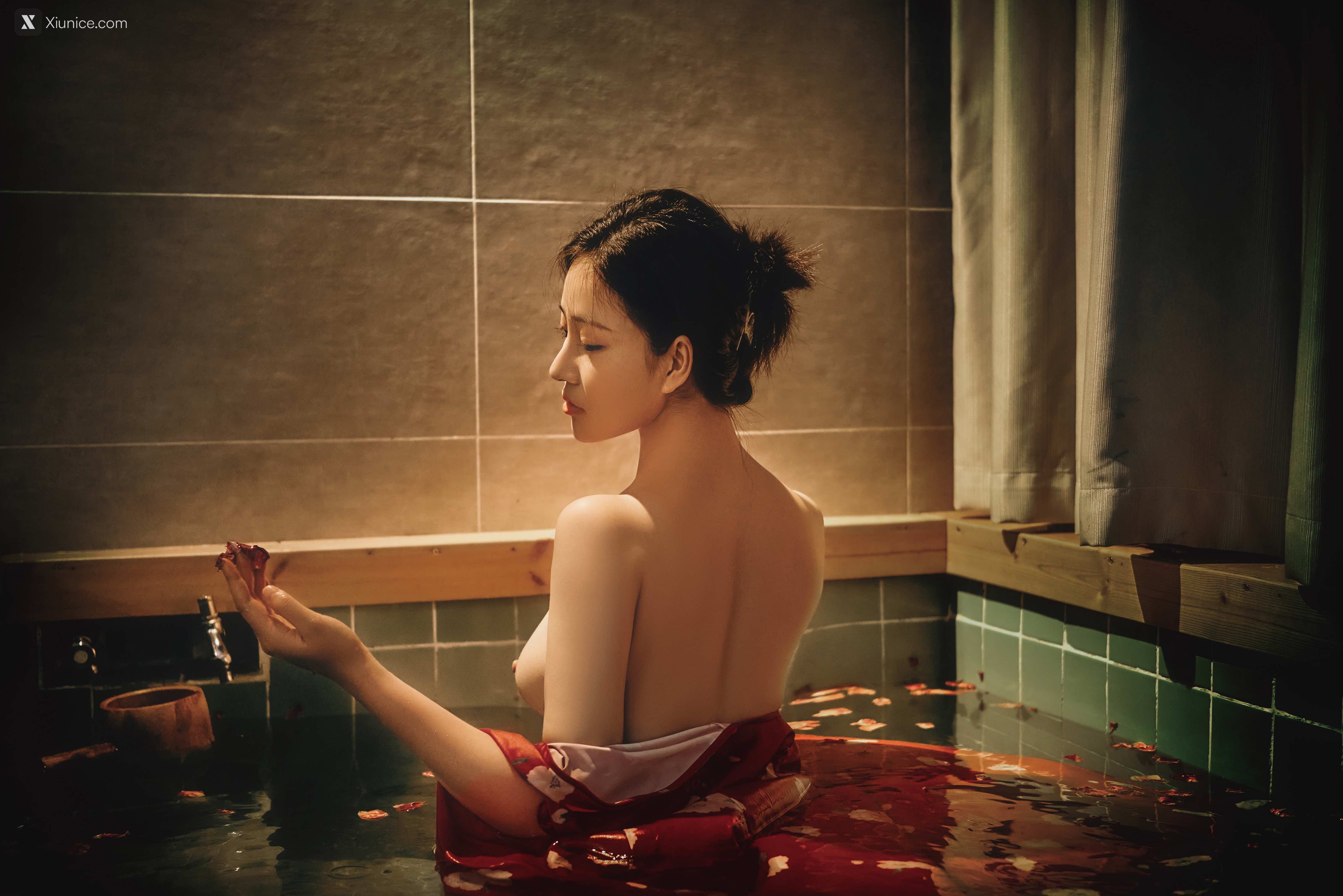 Coser 年年Nnian Mu Qiu 44