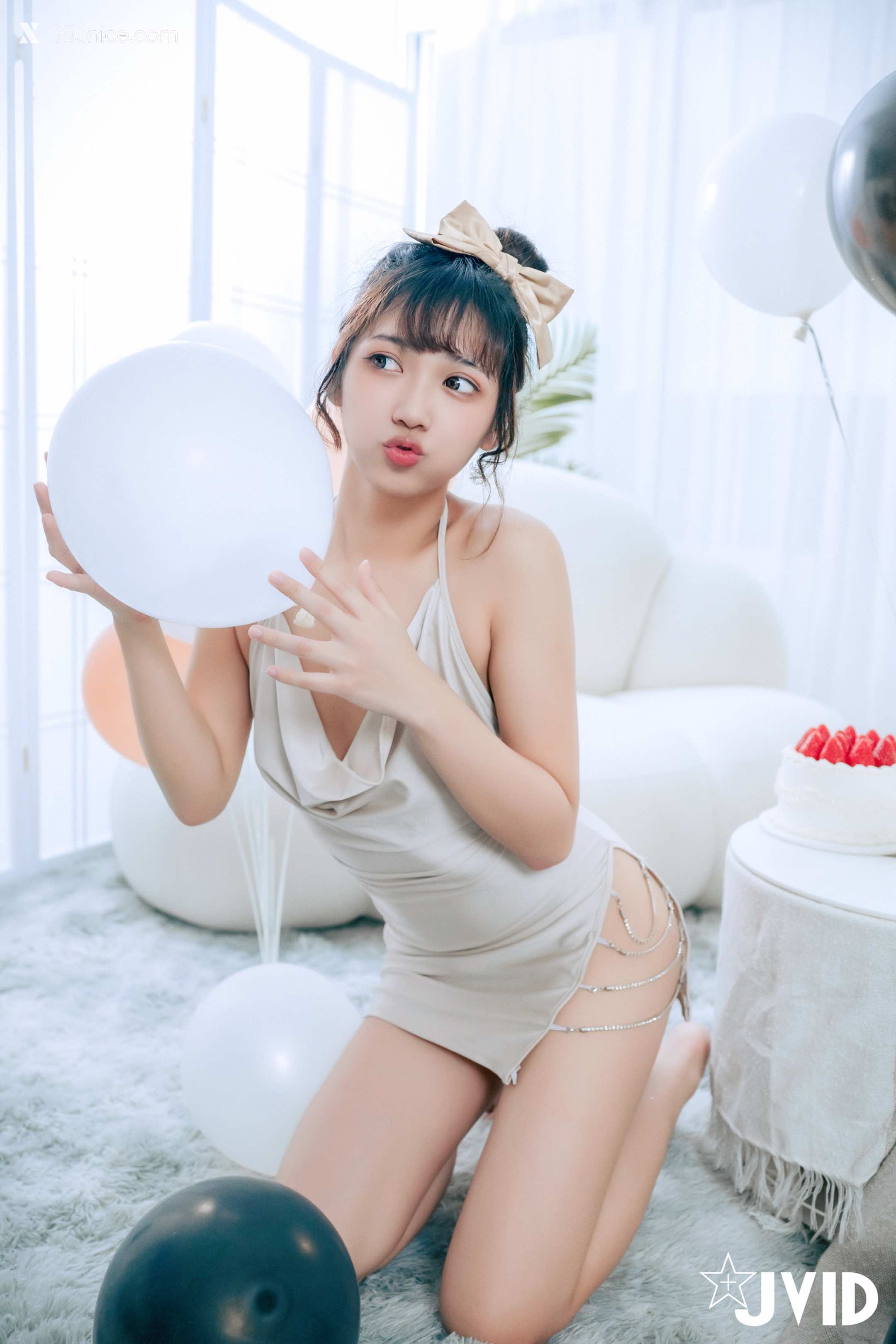 JVID 井野奈 & 肉包 X 色慾融合の閨蜜慶生派對 17