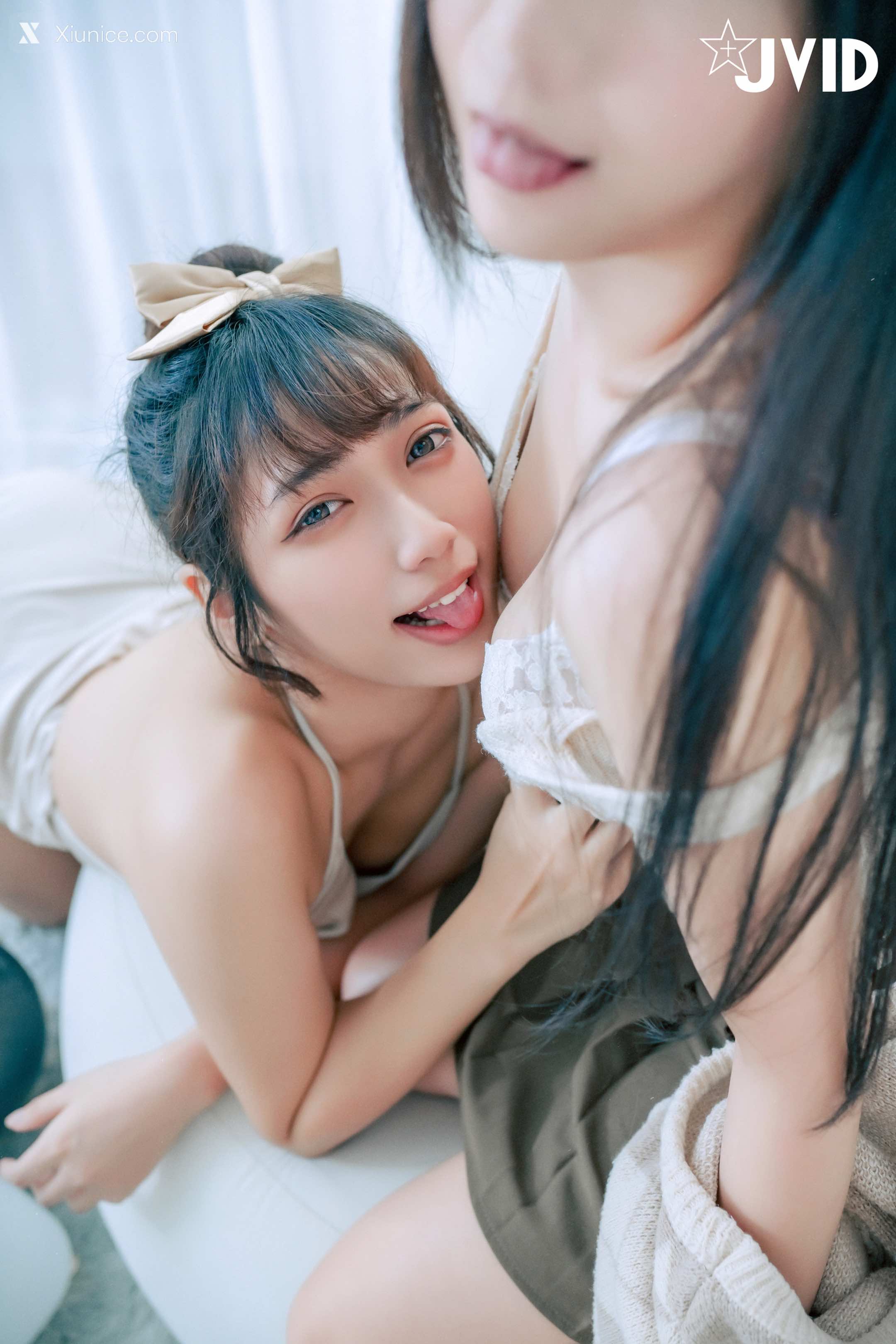 JVID 井野奈 & 肉包 X 色慾融合の閨蜜慶生派對 36