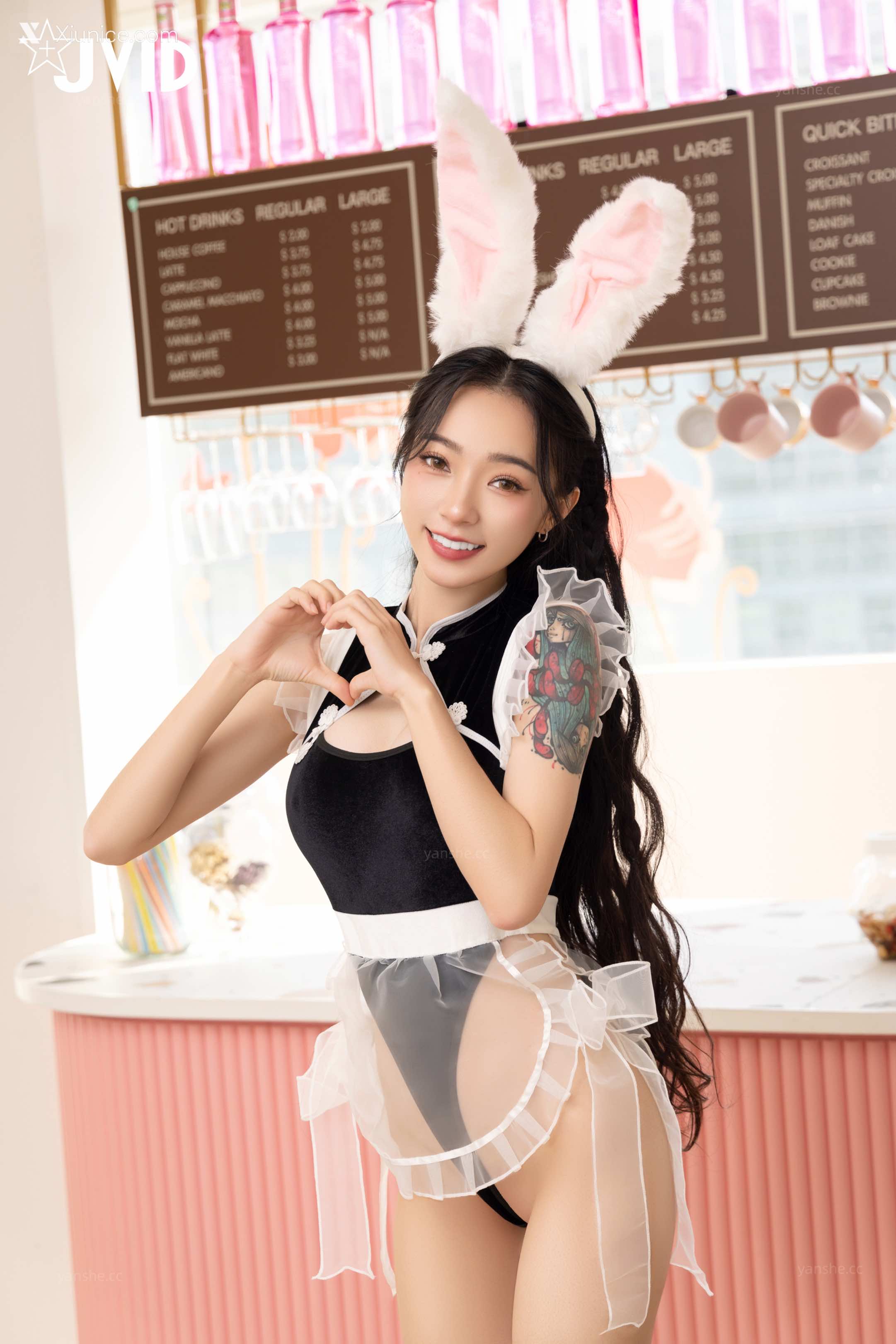 JVID 可爱女仆的一流服务 74