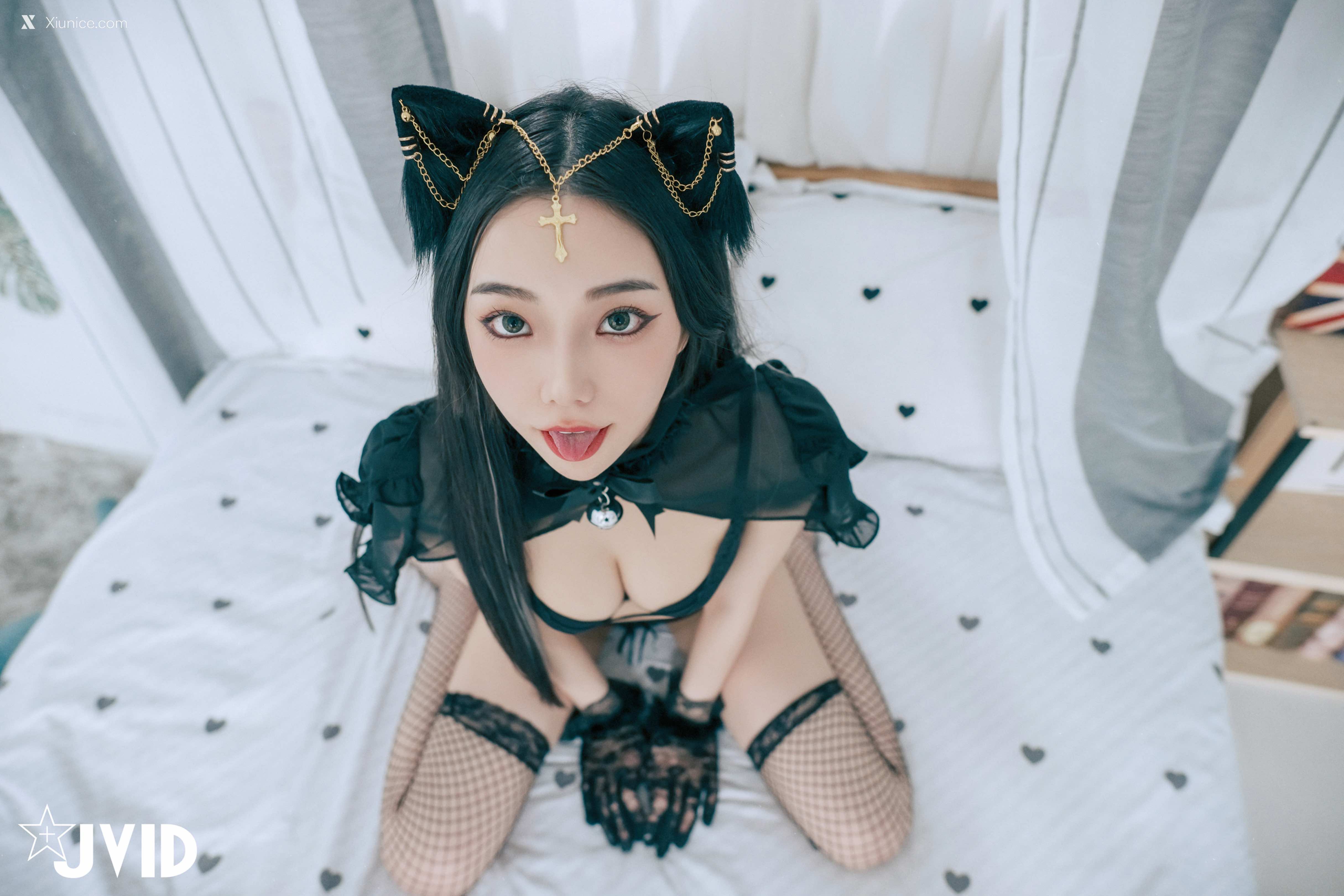 JVID 啾啾 牛奶成功收編冶豔的黑貓娘 177