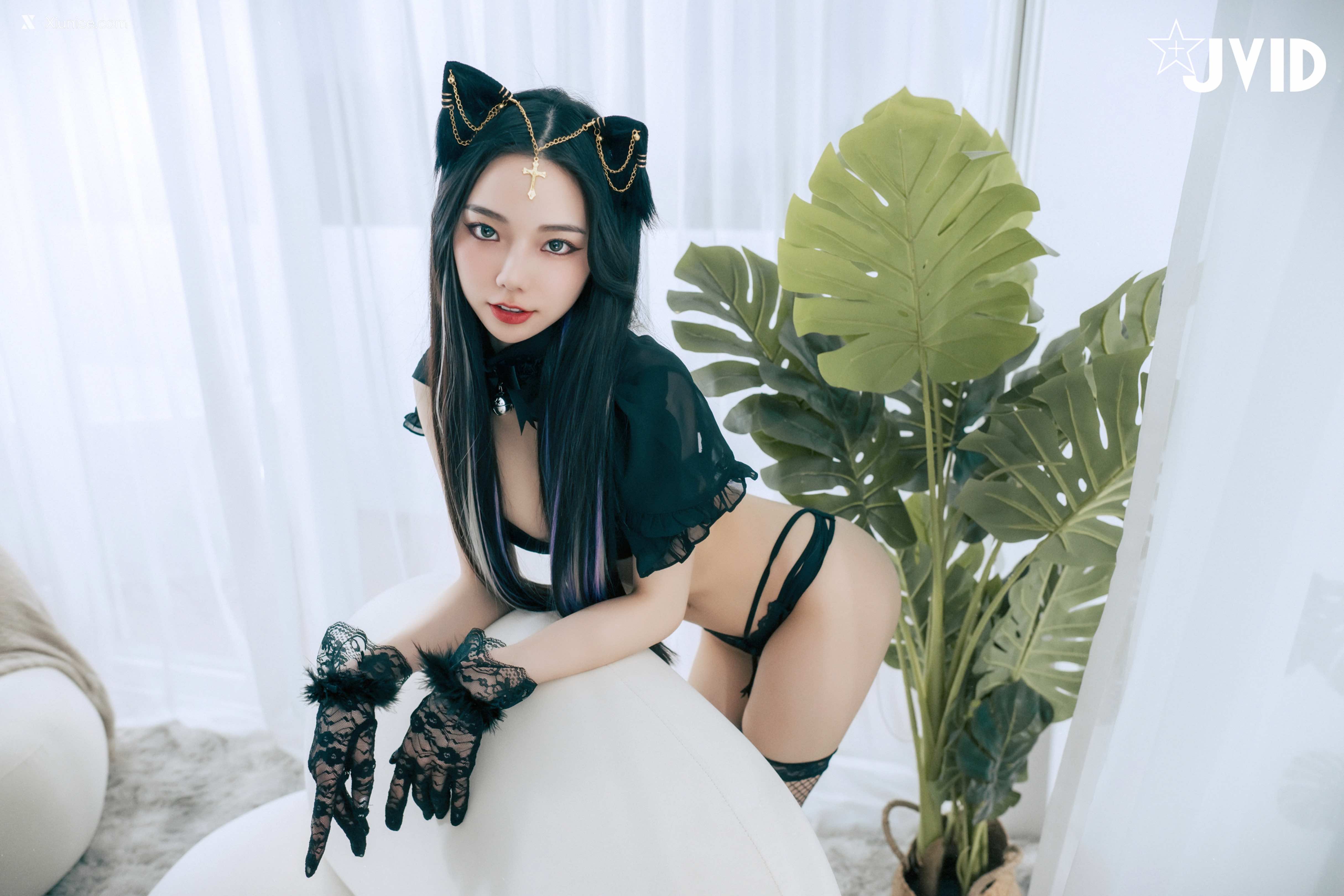JVID 啾啾 牛奶成功收編冶豔的黑貓娘 38