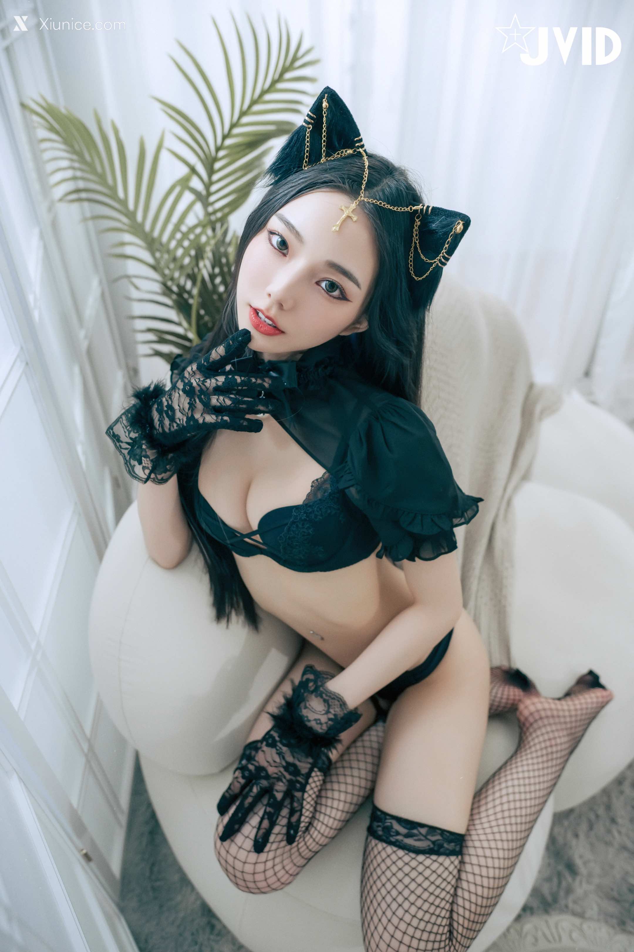 JVID 啾啾 牛奶成功收編冶豔的黑貓娘 72