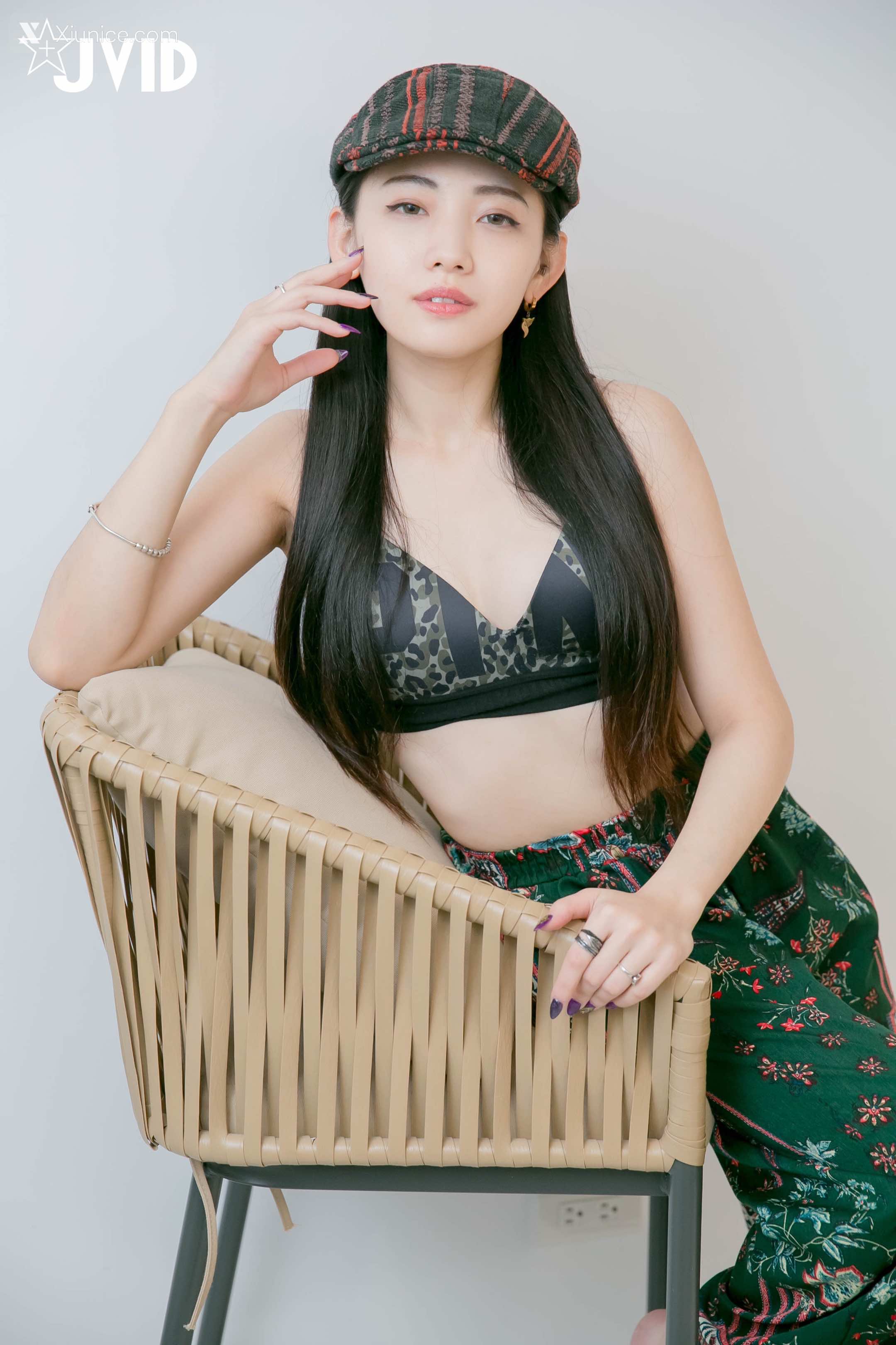 JVID 夏暮光 私底下穿著就讓人喜歡的性格美女 70