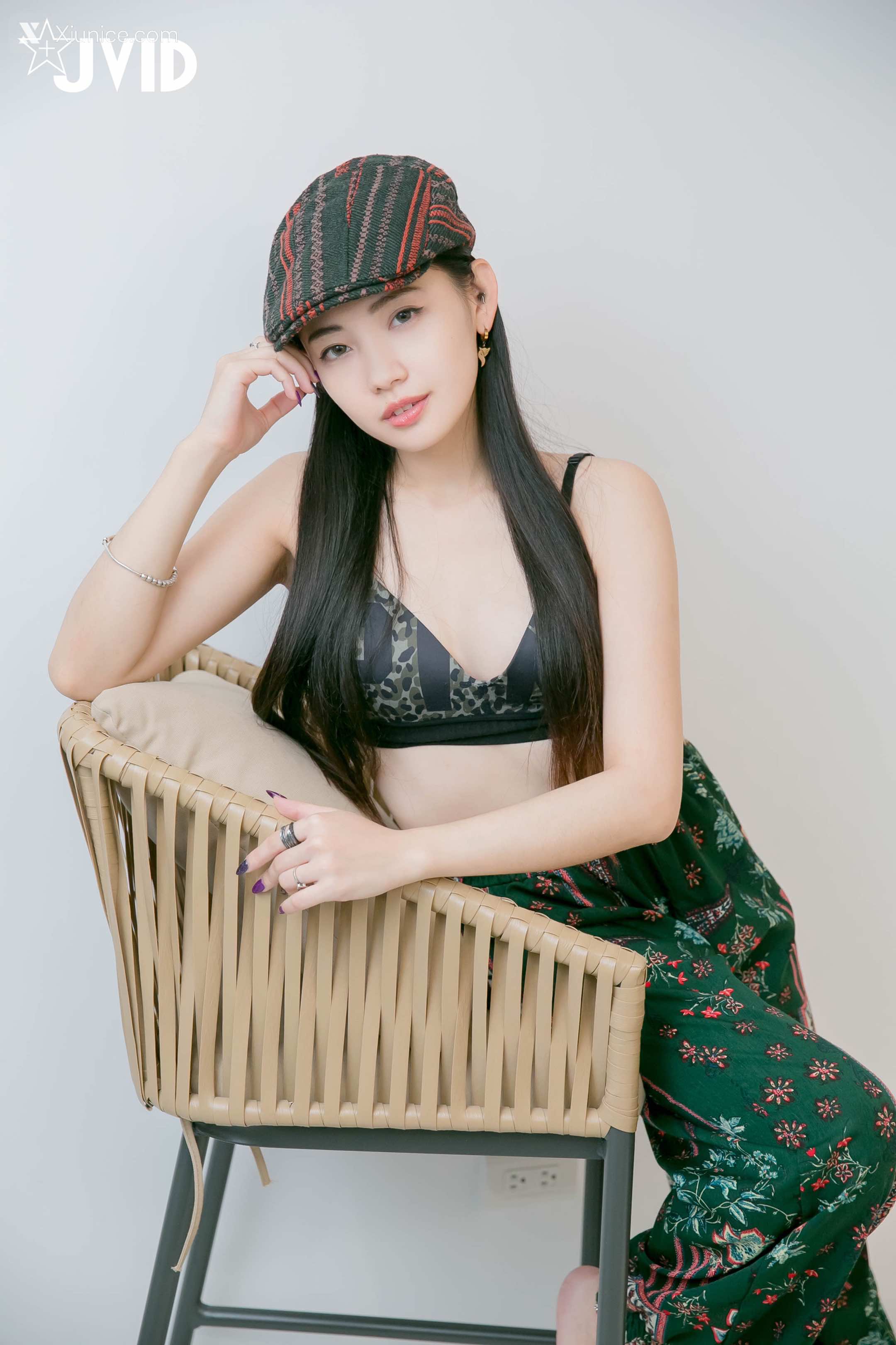 JVID 夏暮光 私底下穿著就讓人喜歡的性格美女 71