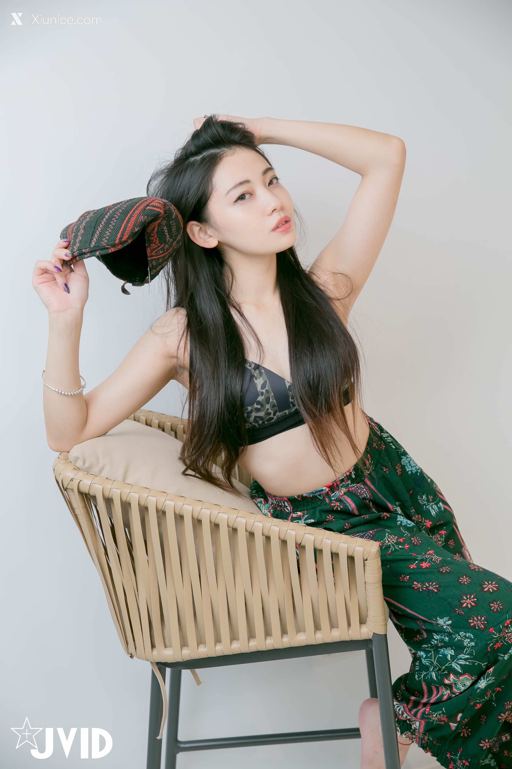 JVID 夏暮光 私底下穿著就讓人喜歡的性格美女 72