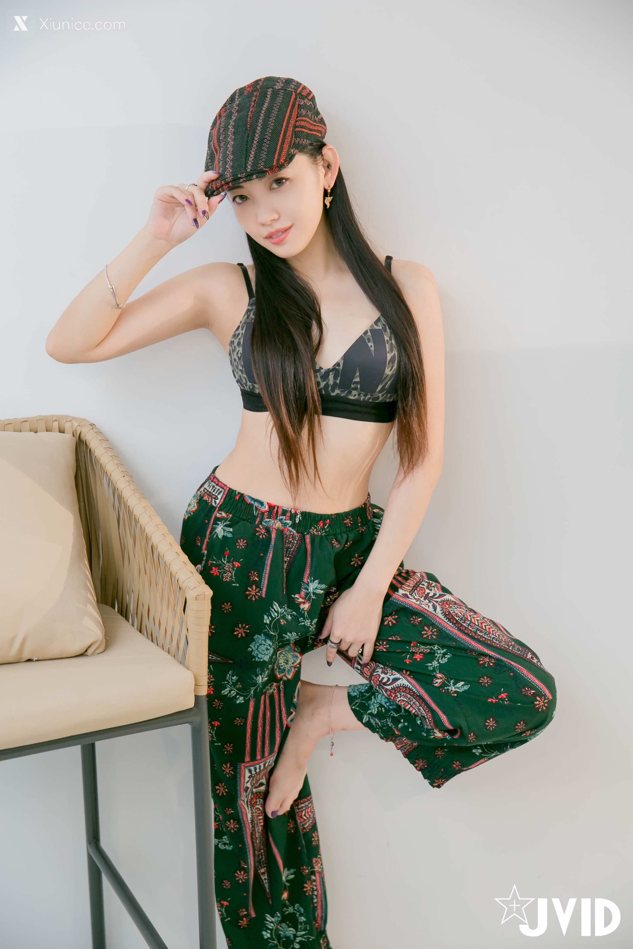 JVID 夏暮光 私底下穿著就讓人喜歡的性格美女 74