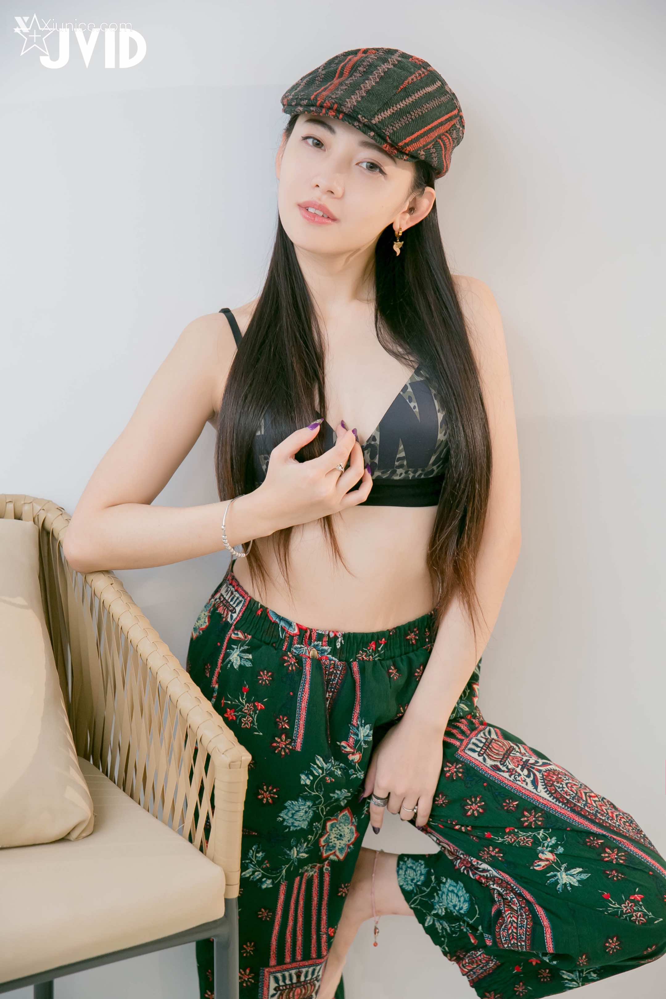 JVID 夏暮光 私底下穿著就讓人喜歡的性格美女 78