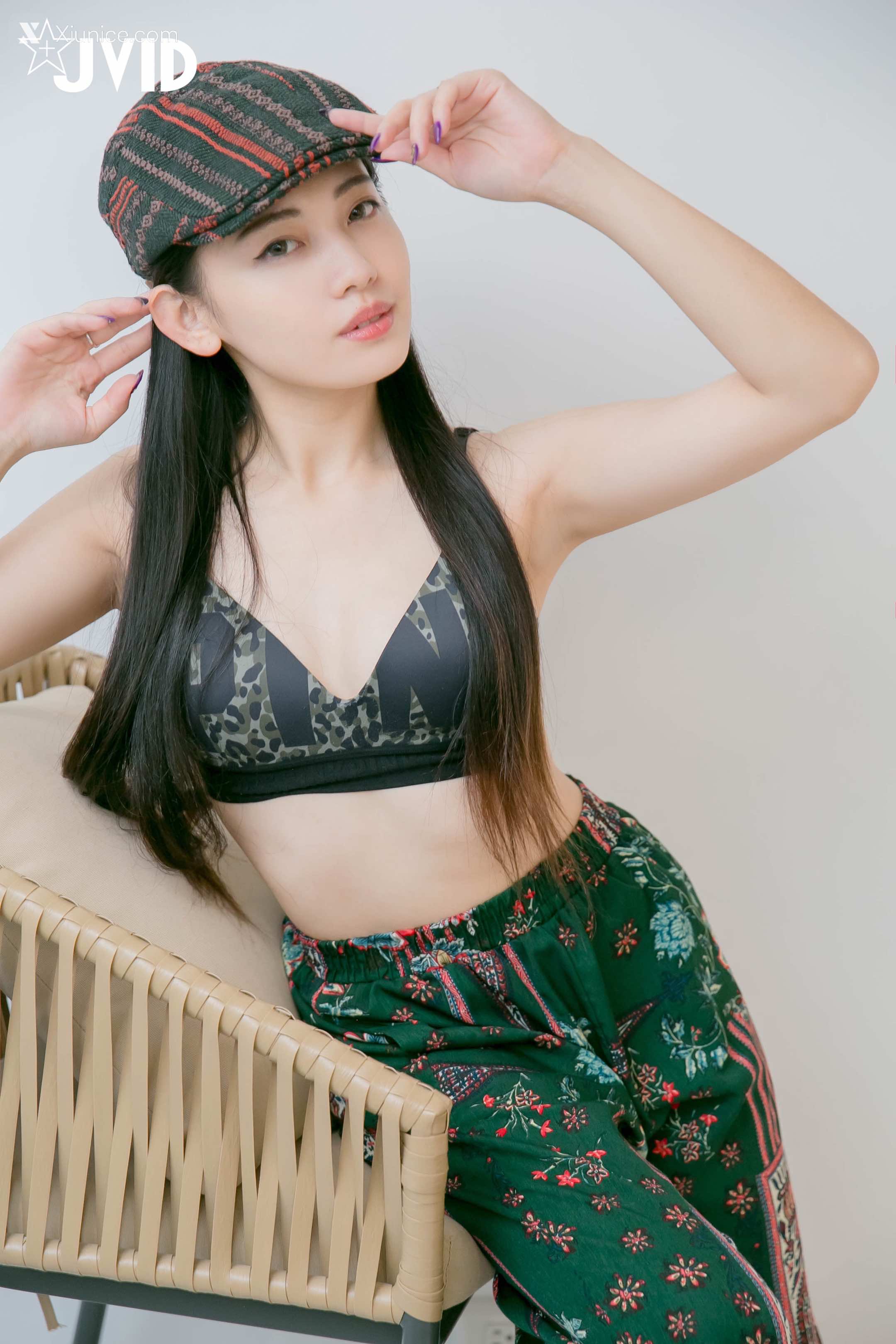 JVID 夏暮光 私底下穿著就讓人喜歡的性格美女 79