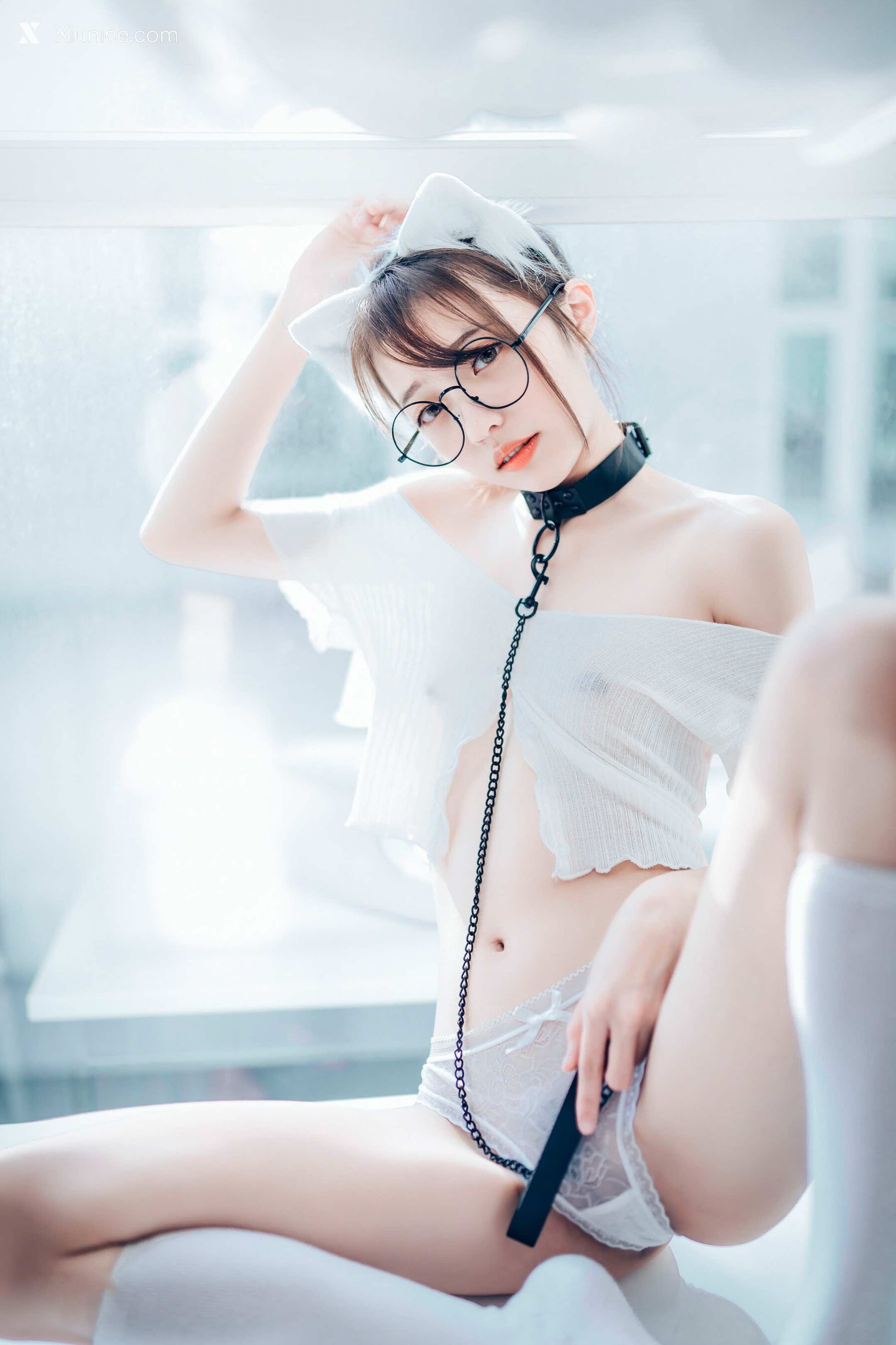 JVID 妍妍 Angel 女孩在trasmart制服與眼鏡 103