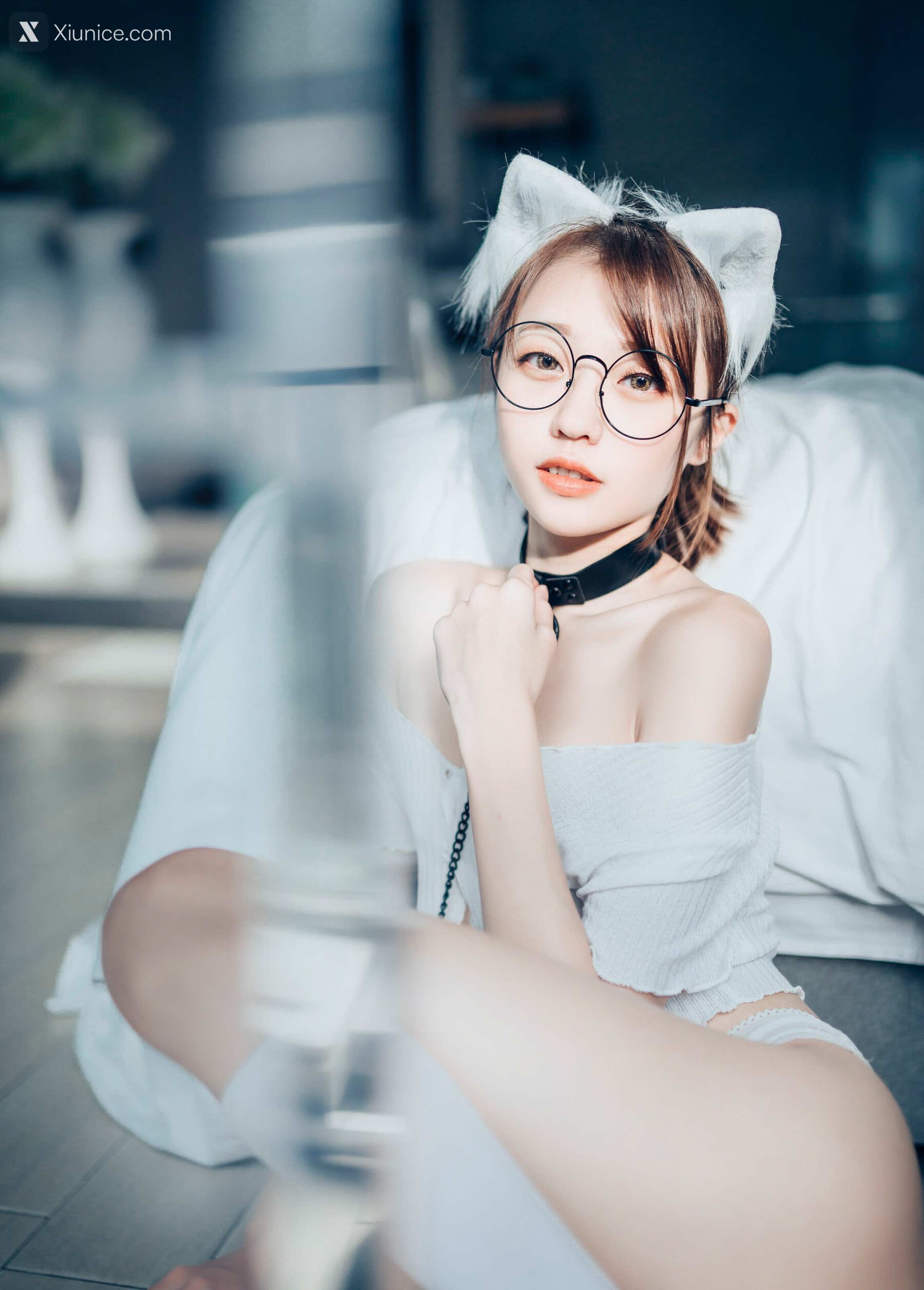JVID 妍妍 Angel 女孩在trasmart制服與眼鏡 106