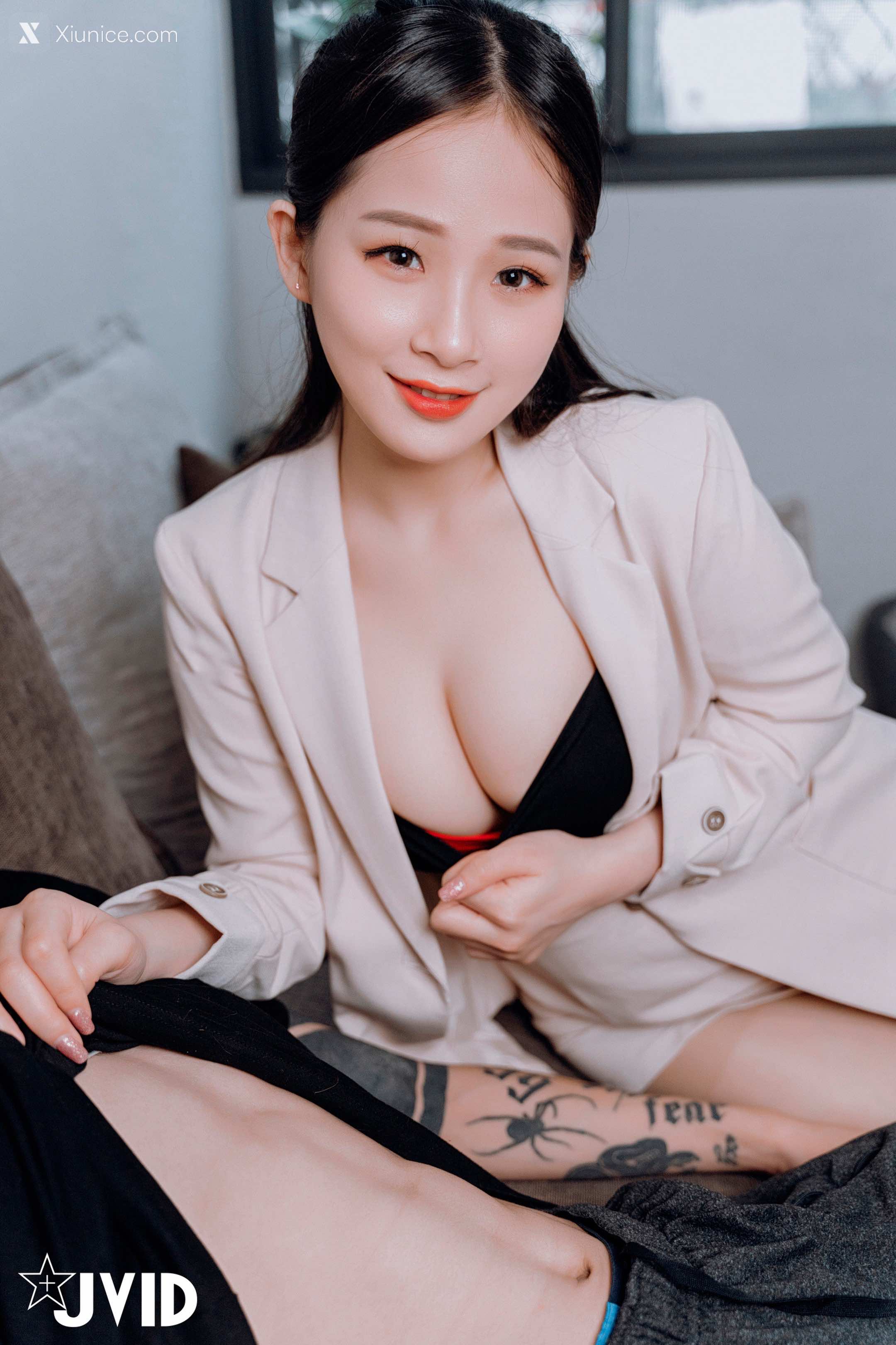 JVID 婕咪 Juice 飛機杯到府推銷員 60