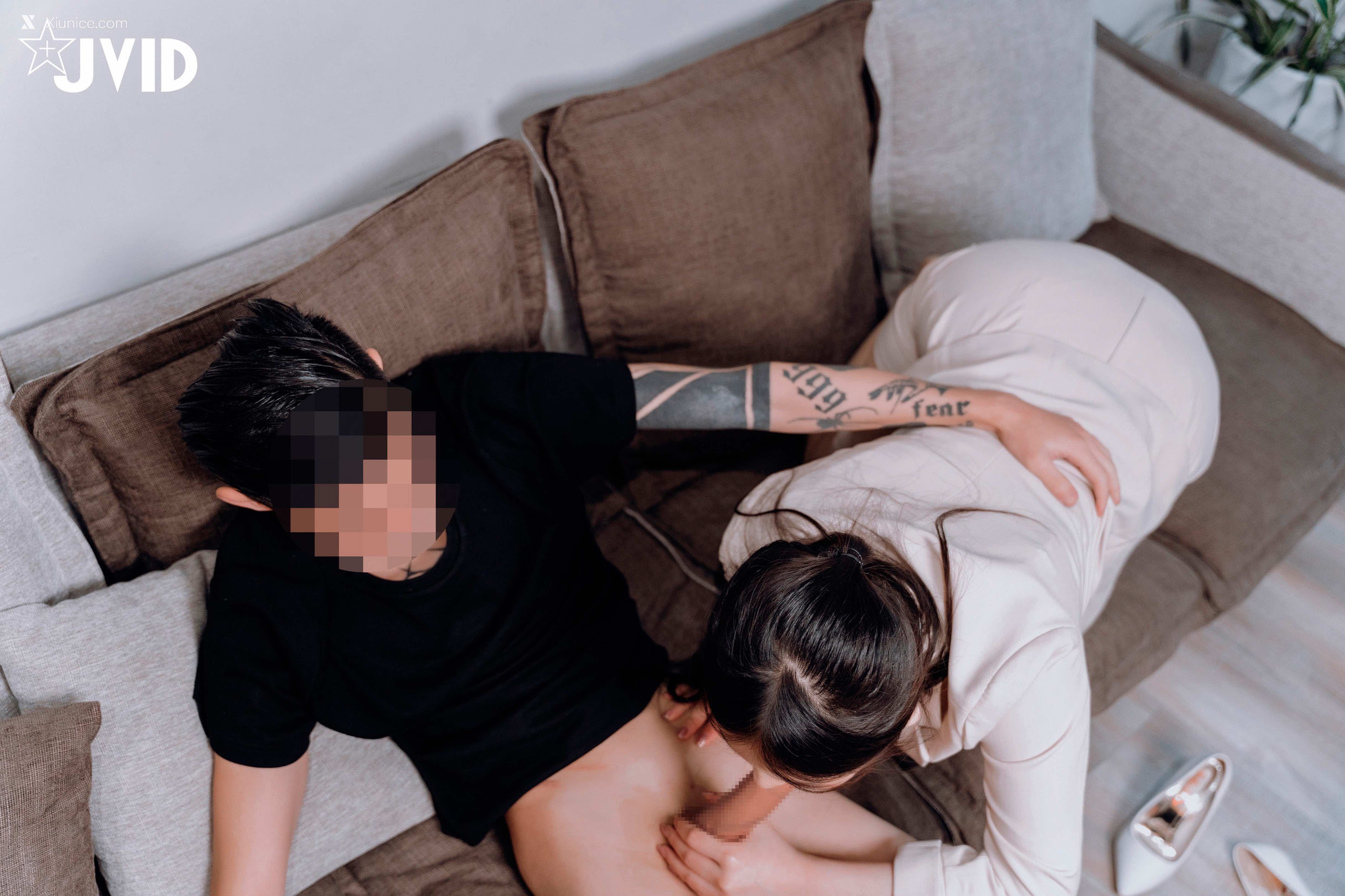 JVID 婕咪 Juice 飛機杯到府推銷員 62