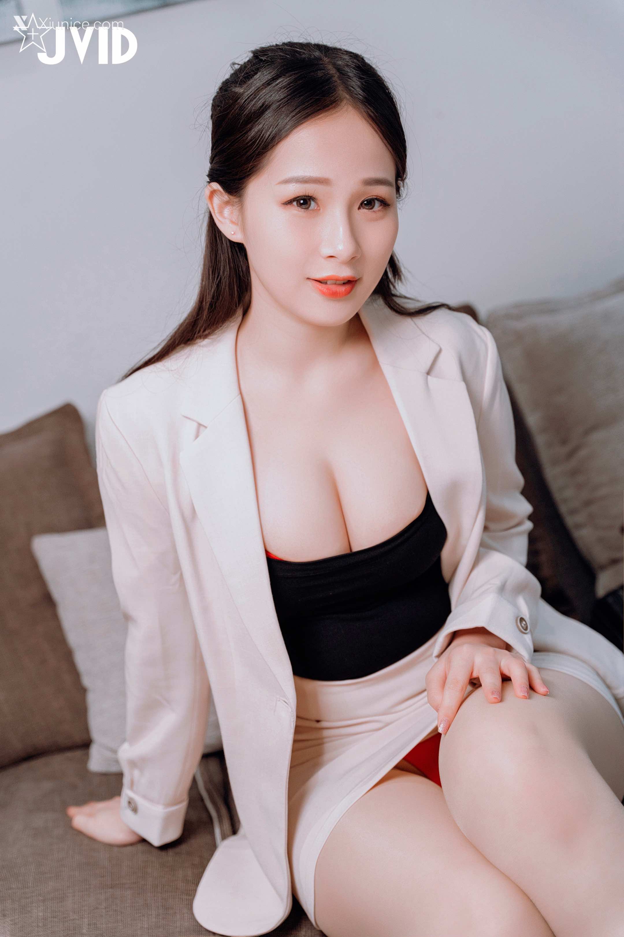 JVID 婕咪 Juice 飛機杯到府推銷員 9