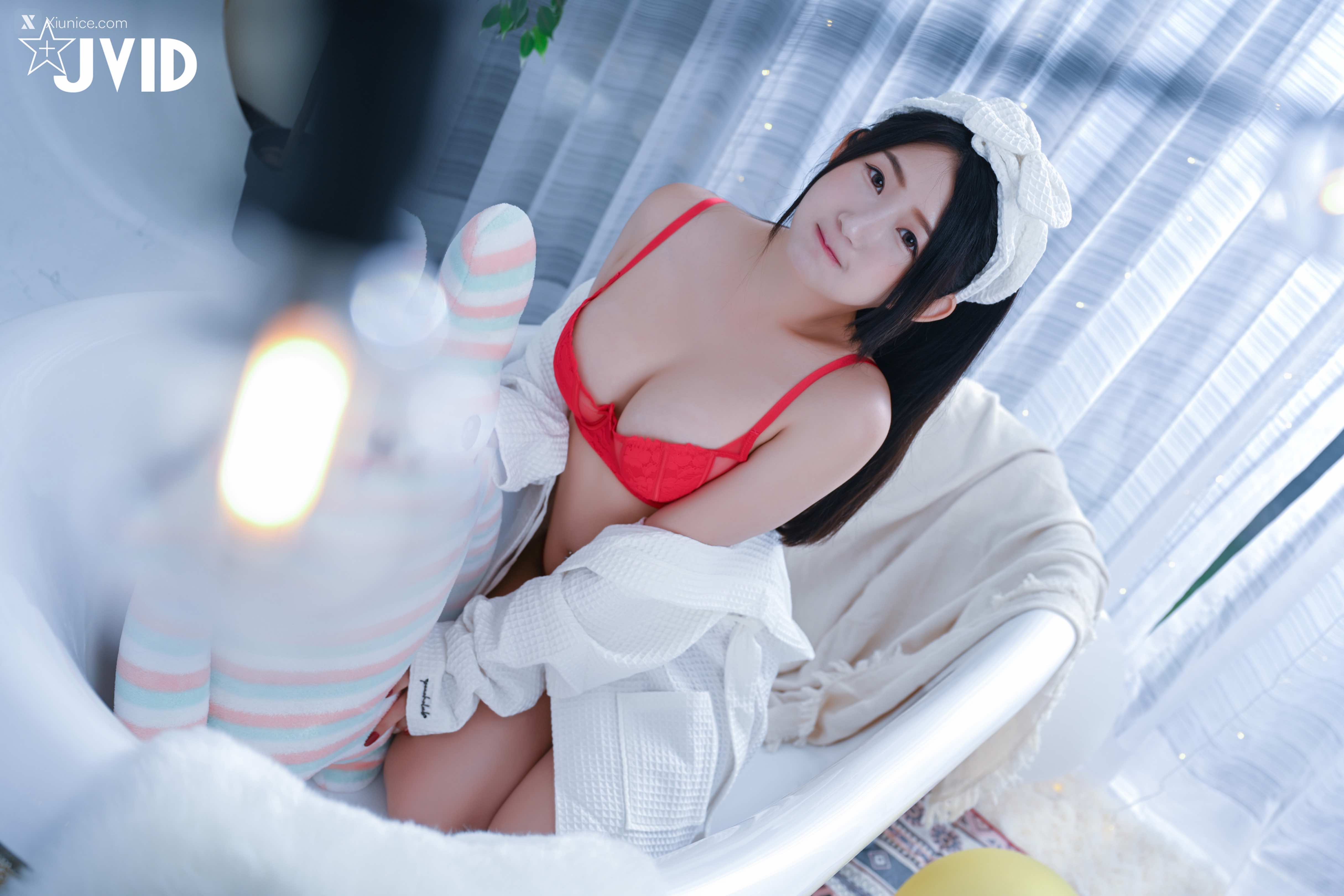 JVID 肉包 Mini – Merry Christmas Festival 101