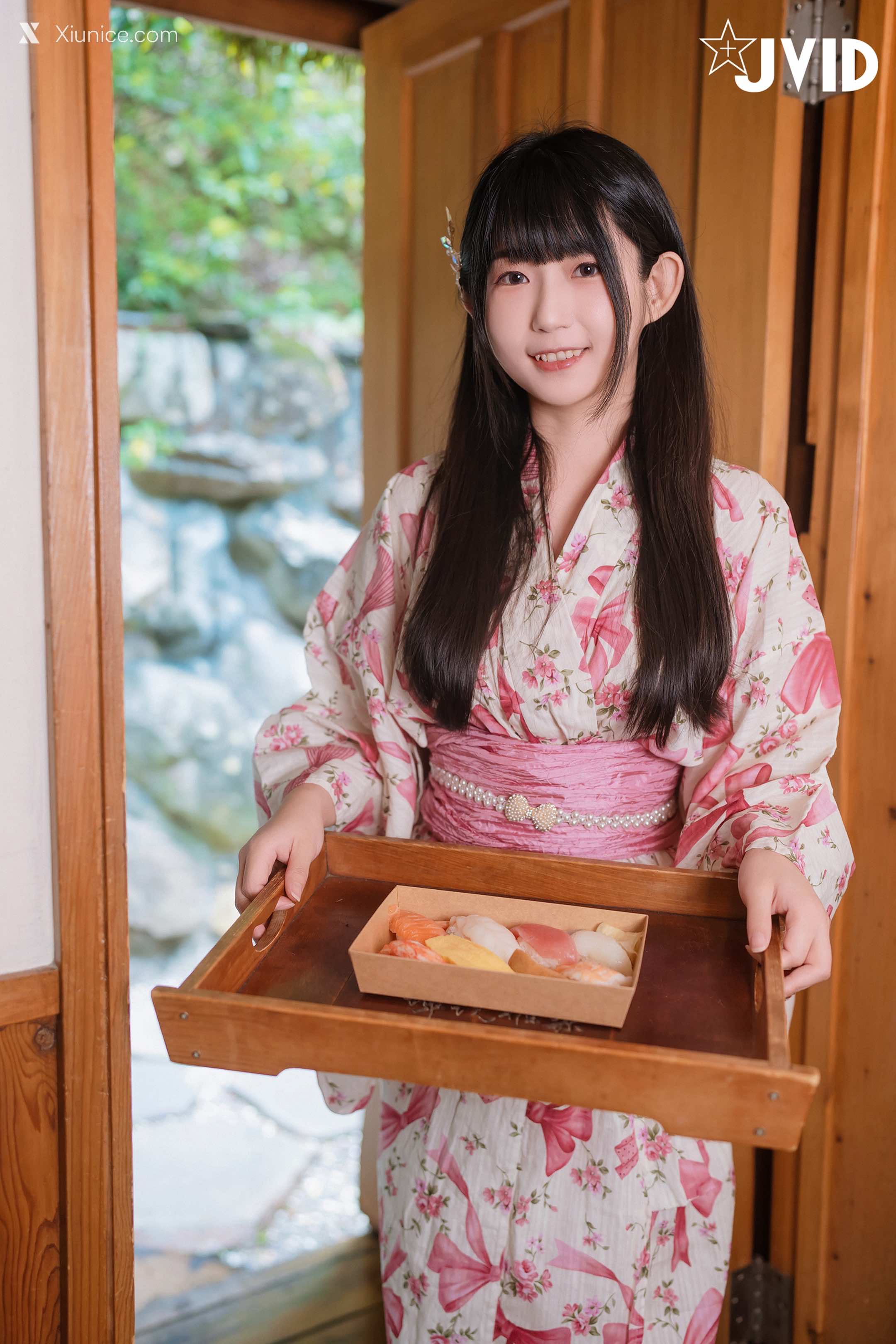 JVID 肉包Mini 美乳人體盛 13