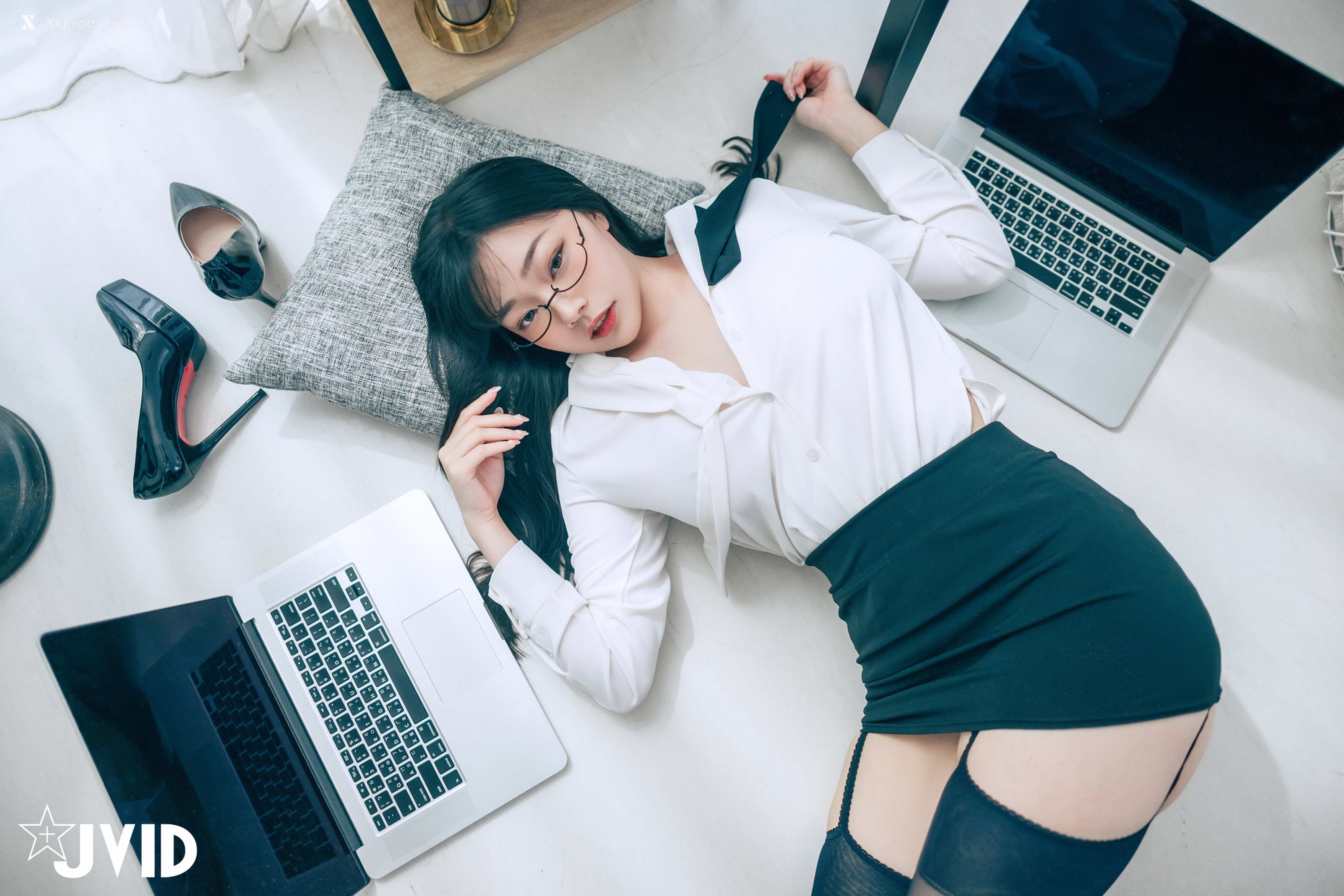 JVID 苡昕 Slivia 超巨乳女秘書 73