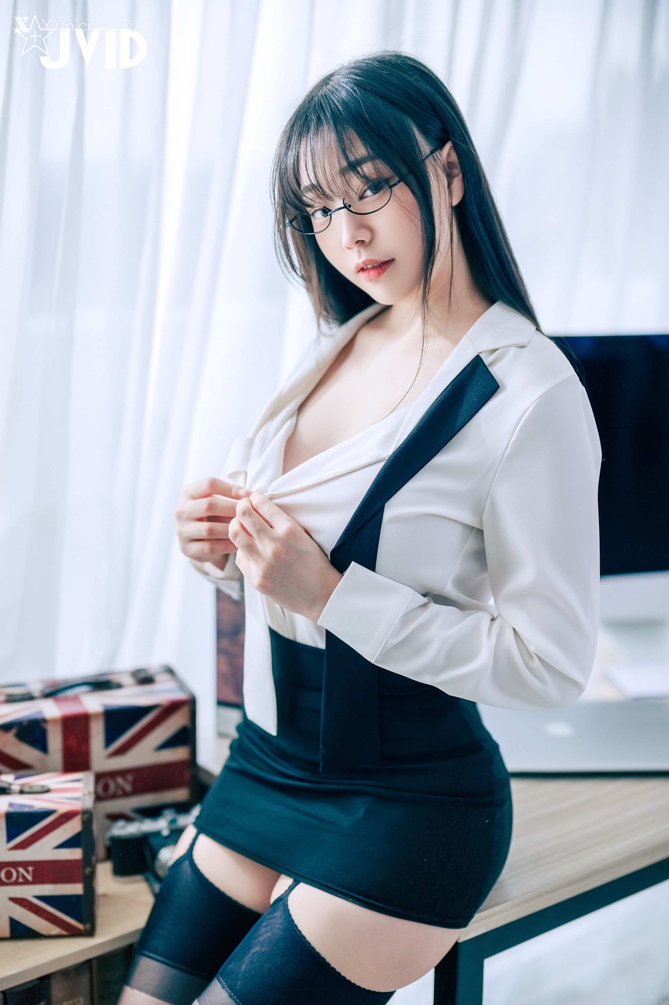 JVID 苡昕 Slivia 超巨乳女秘書 9