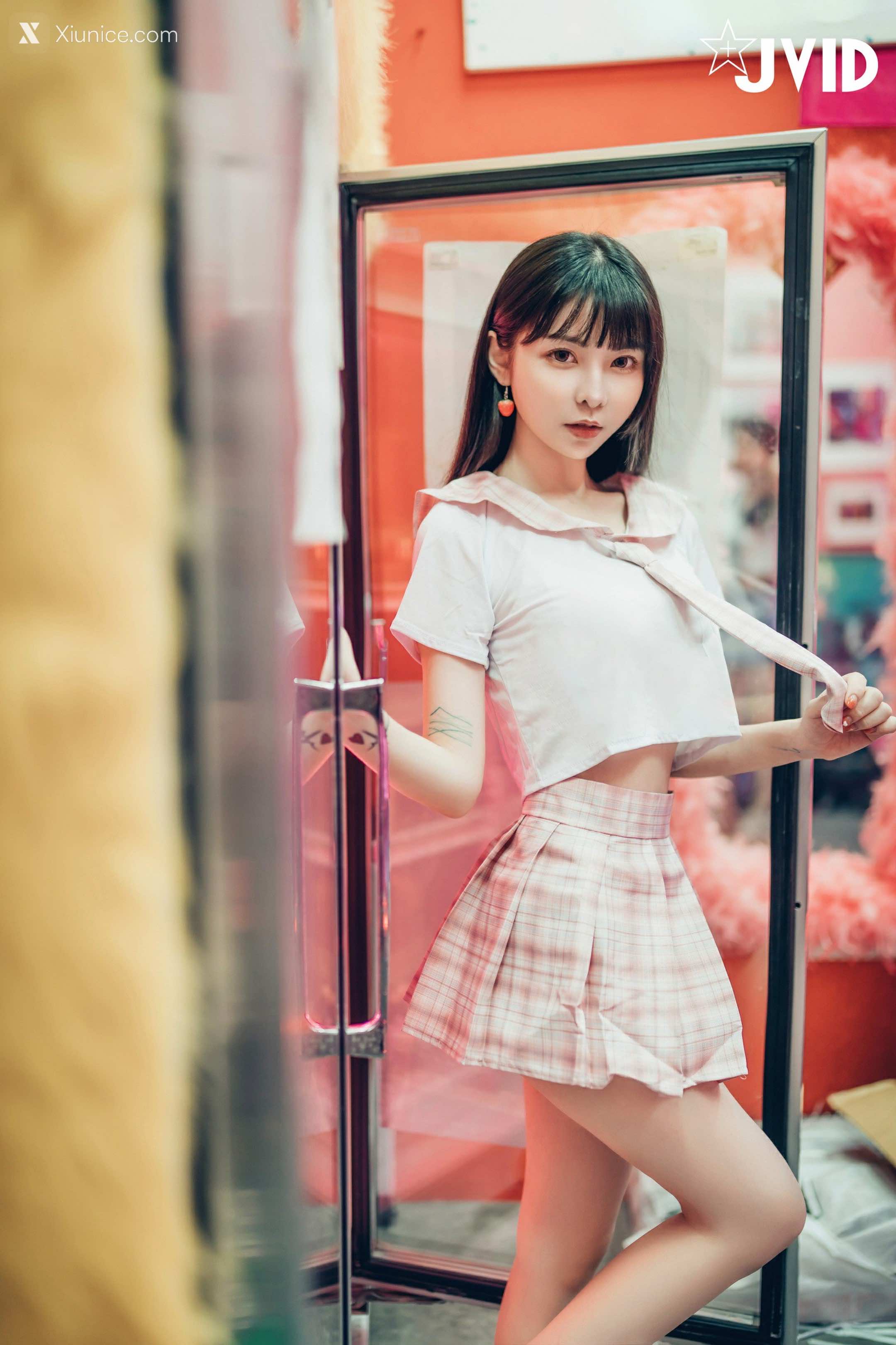 JVID 辰辰&胎尼 檳榔西施情色妄想 36