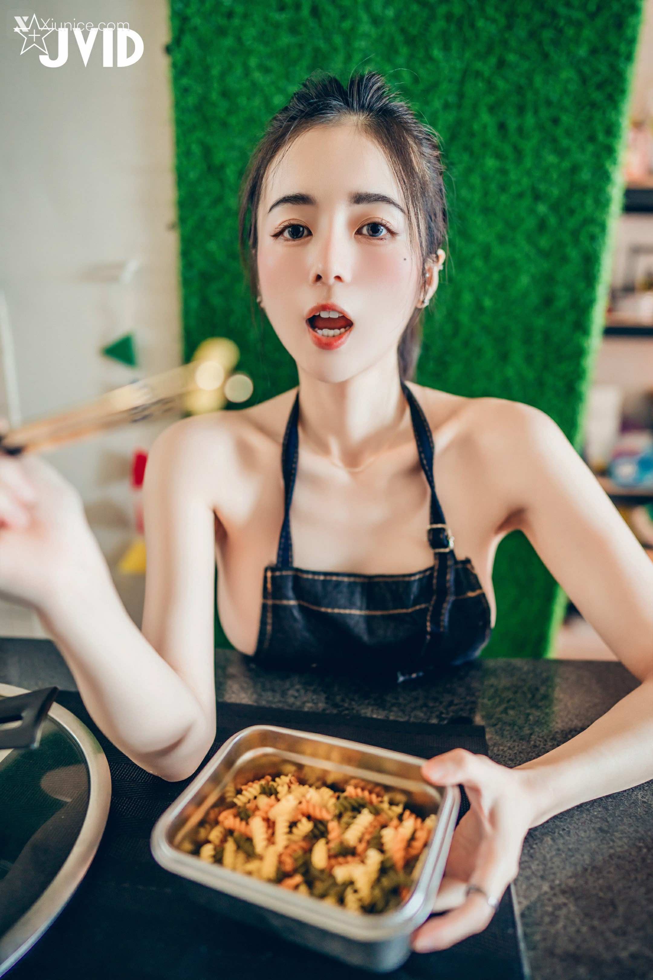 JVID 辰辰 巨乳嬌妻 164