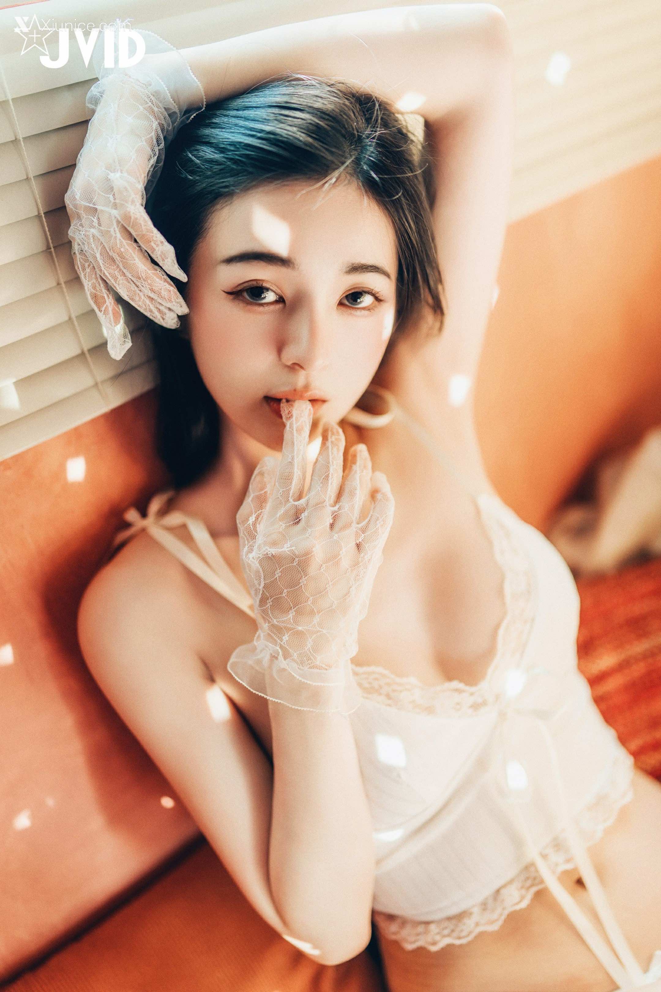 JVID 辰辰 巨乳嬌妻 185