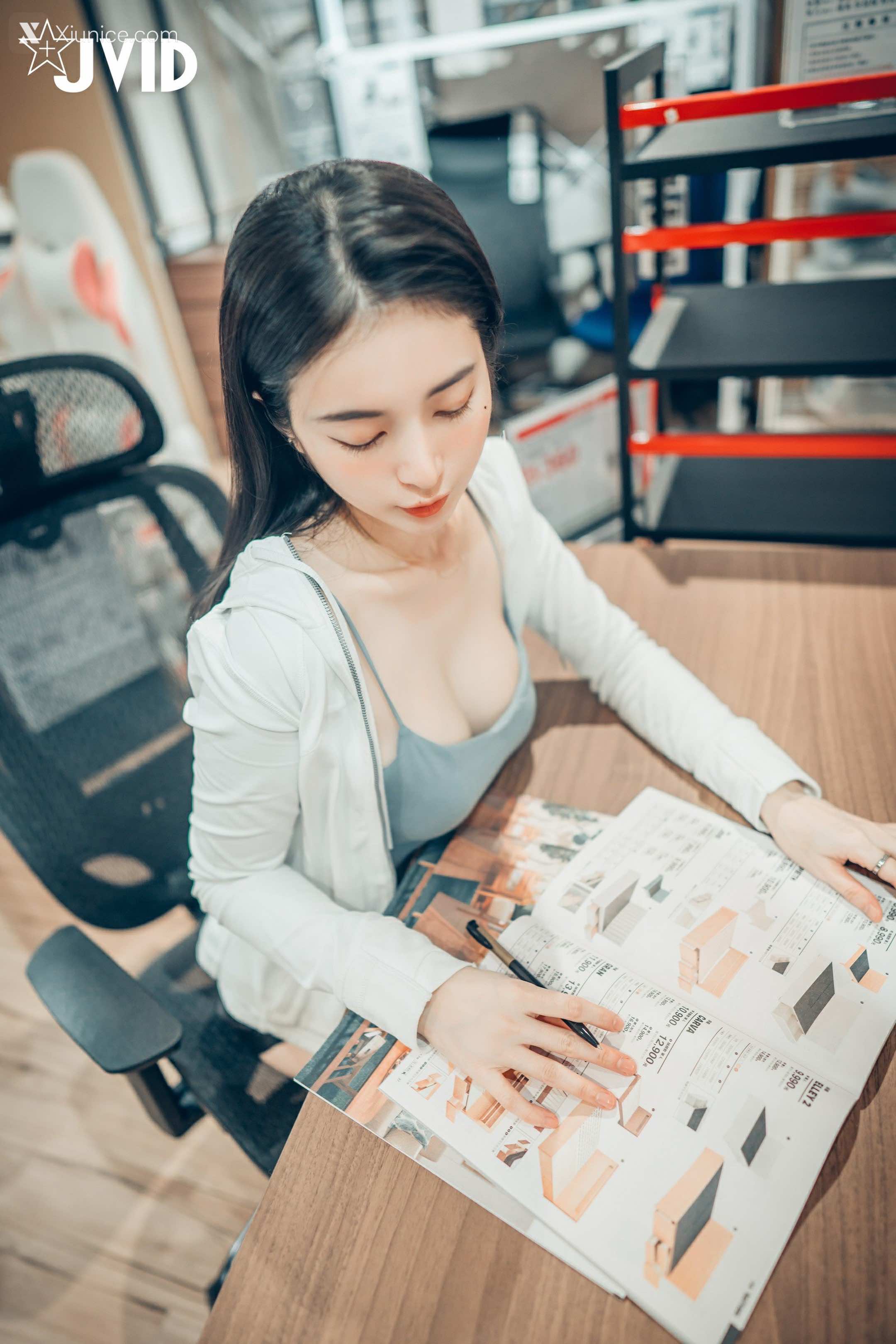 JVID 辰辰 我的暴露狂女同事 56