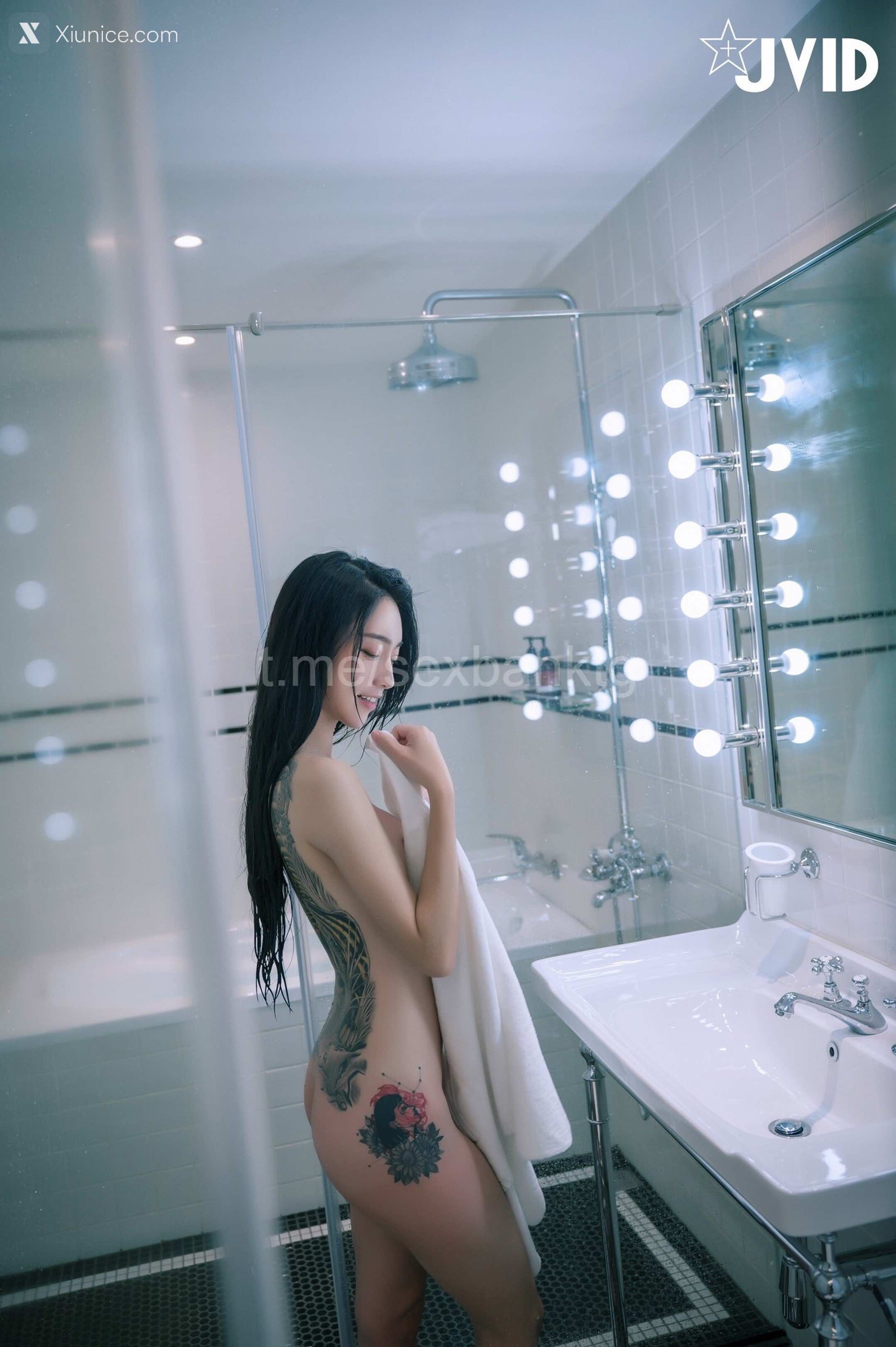 JVID 飘 Home Alone 112