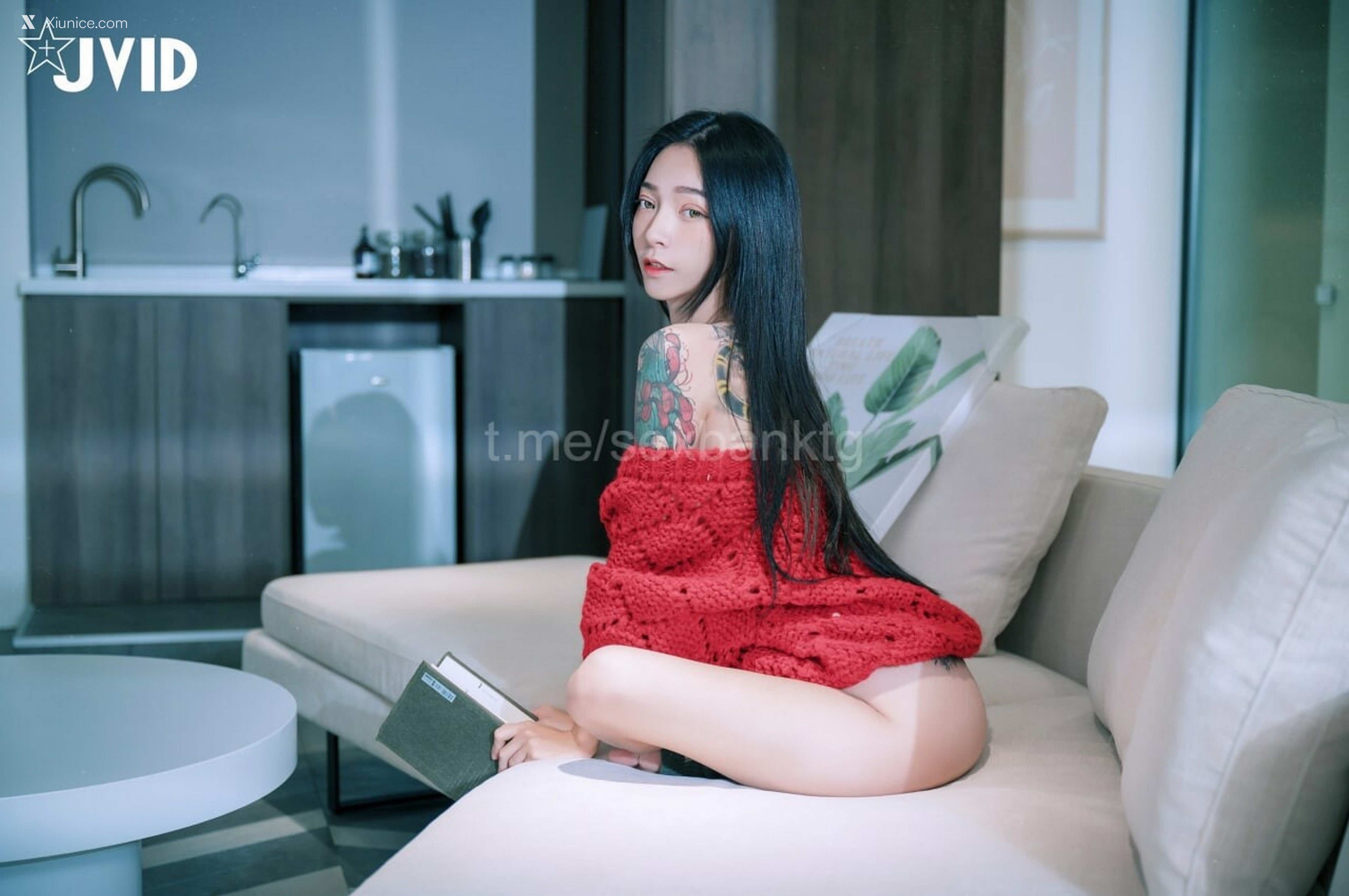 JVID 飘 Home Alone 31