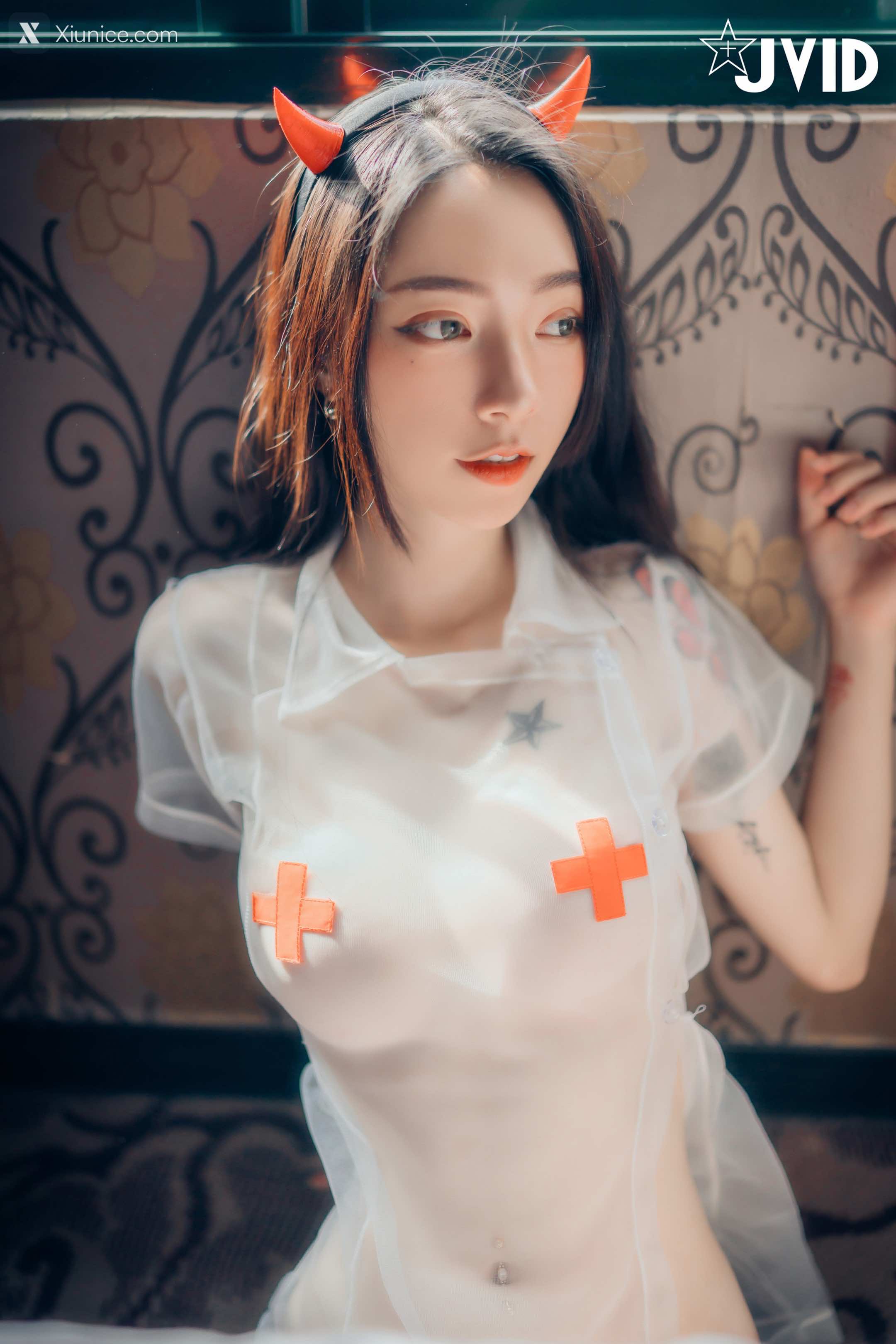 JVID 飘 Little Nurse 30