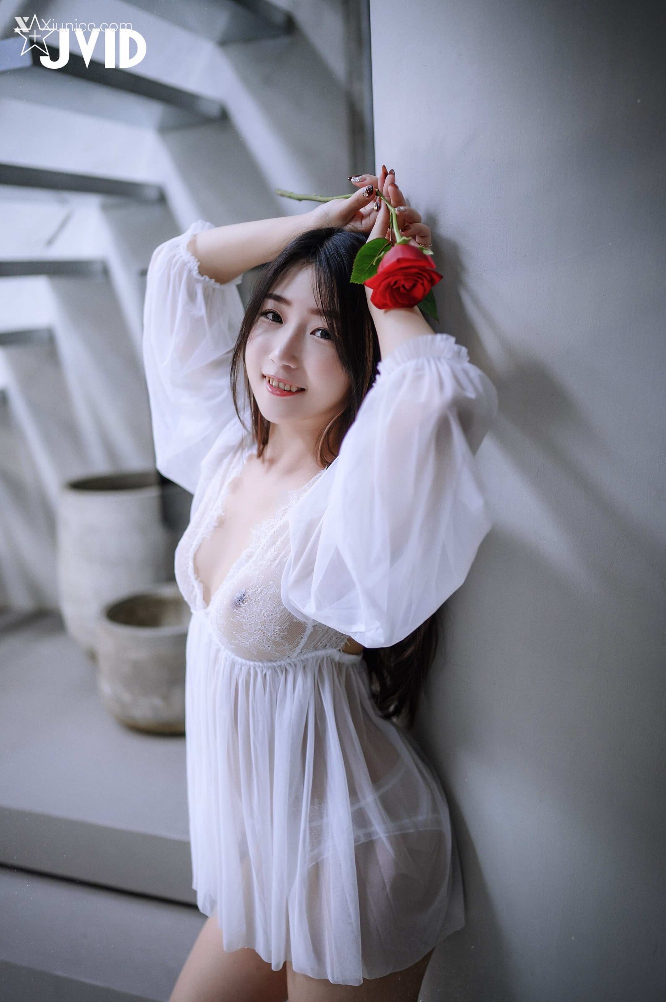JVID Mini 肉包 Hot Lover 166
