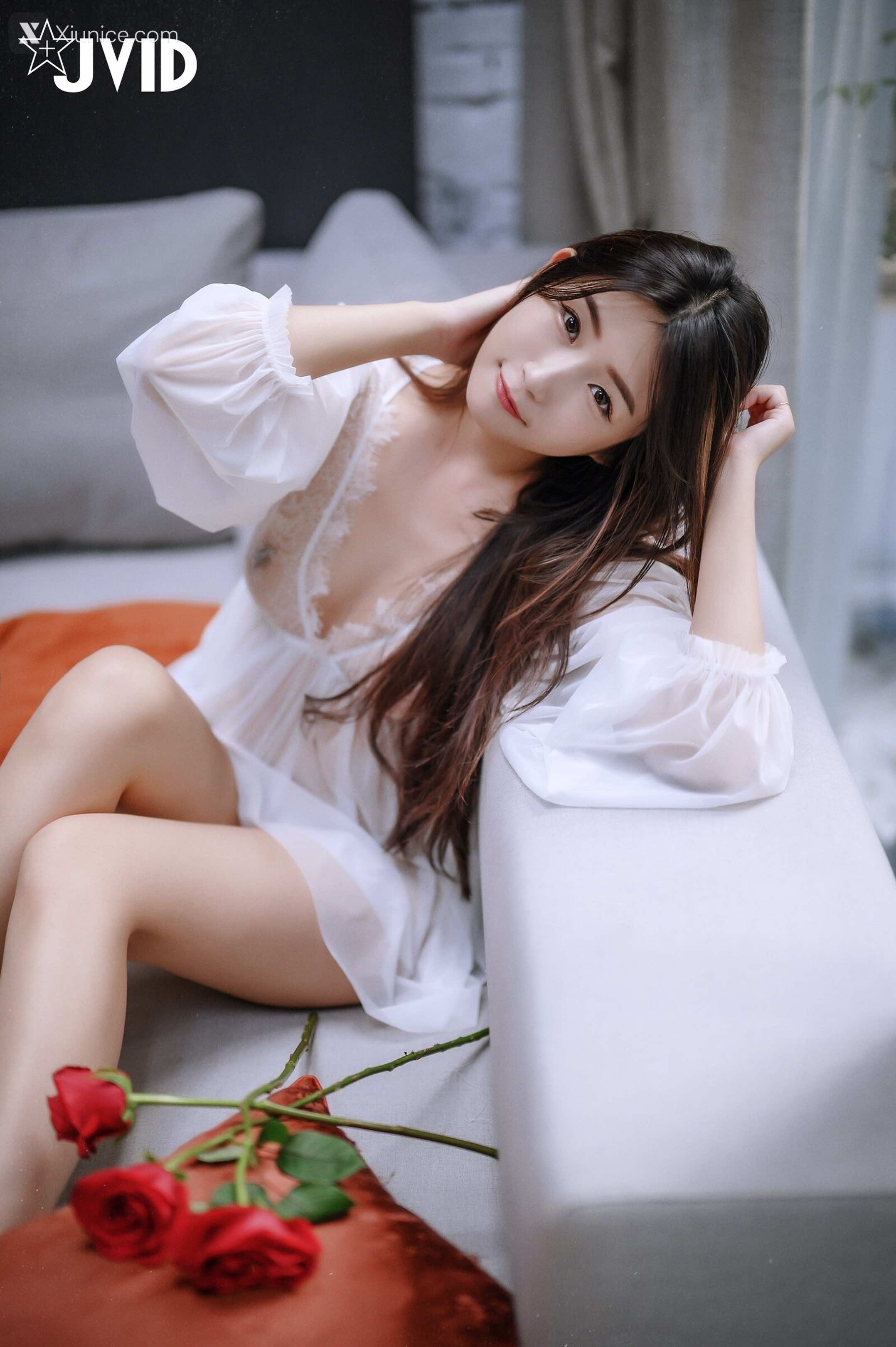 JVID Mini 肉包 Hot Lover 190
