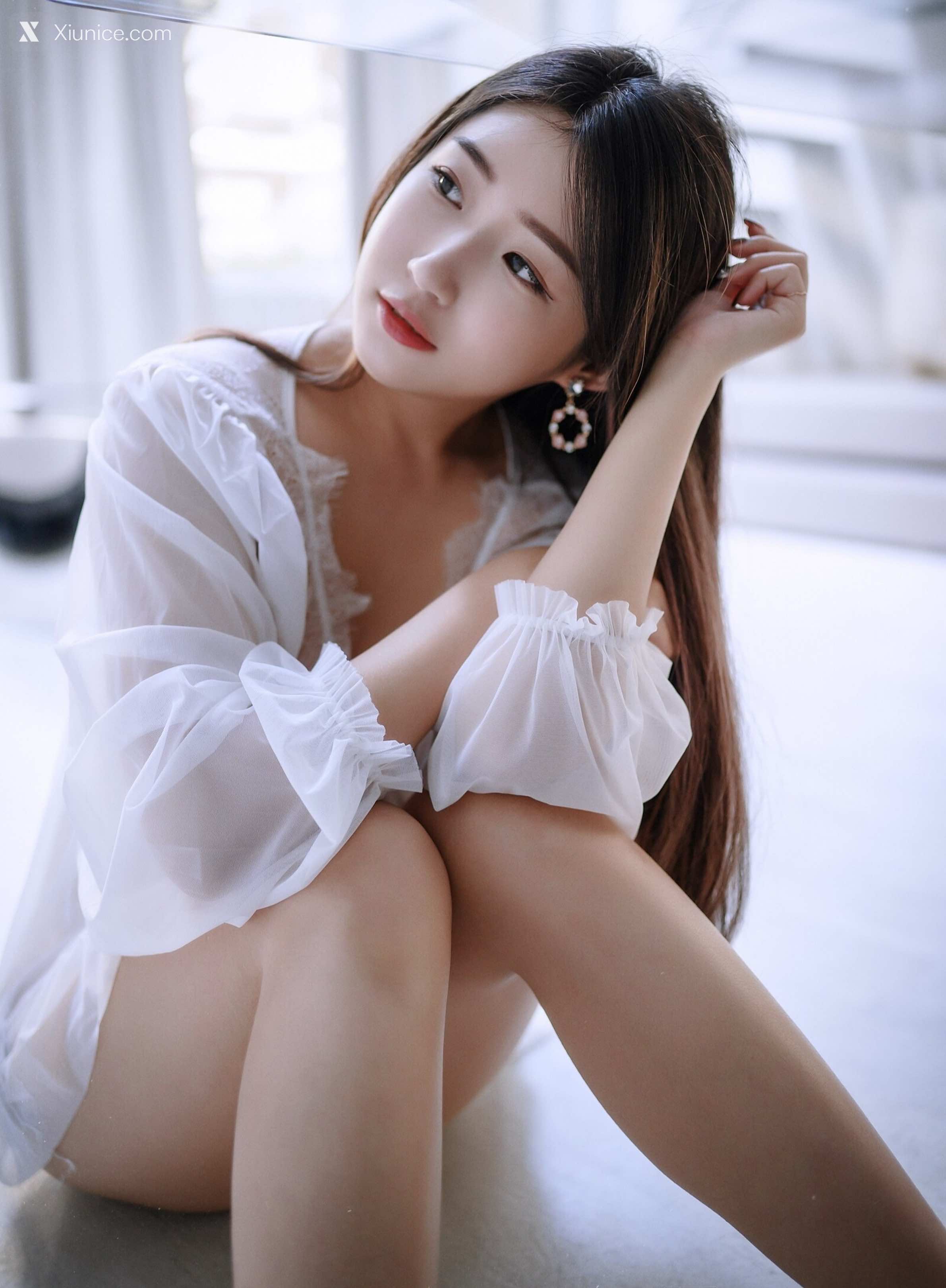 JVID Mini 肉包 Hot Lover 214
