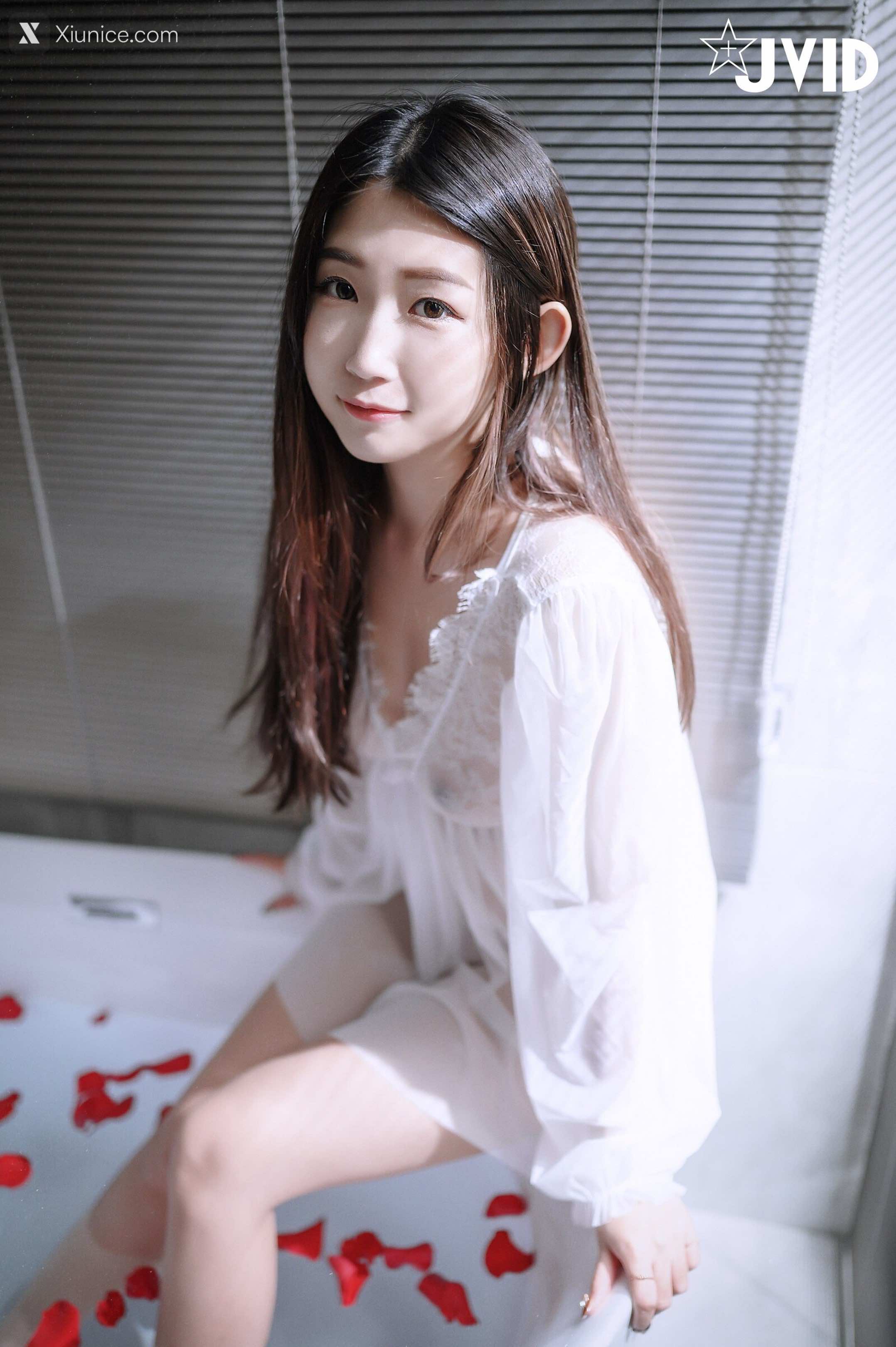 JVID Mini 肉包 Hot Lover 36