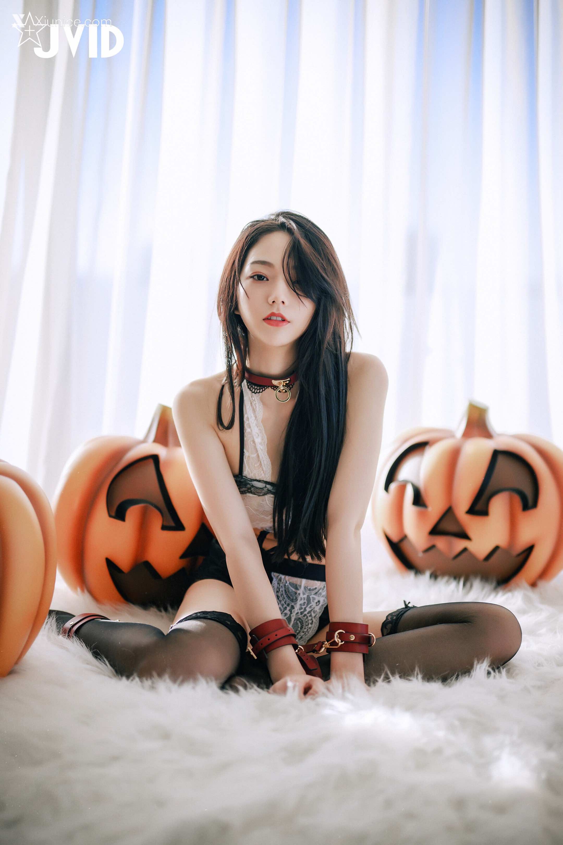 JVID Xiunice.com 啾啾 学妹化身恶魔兔兔 123