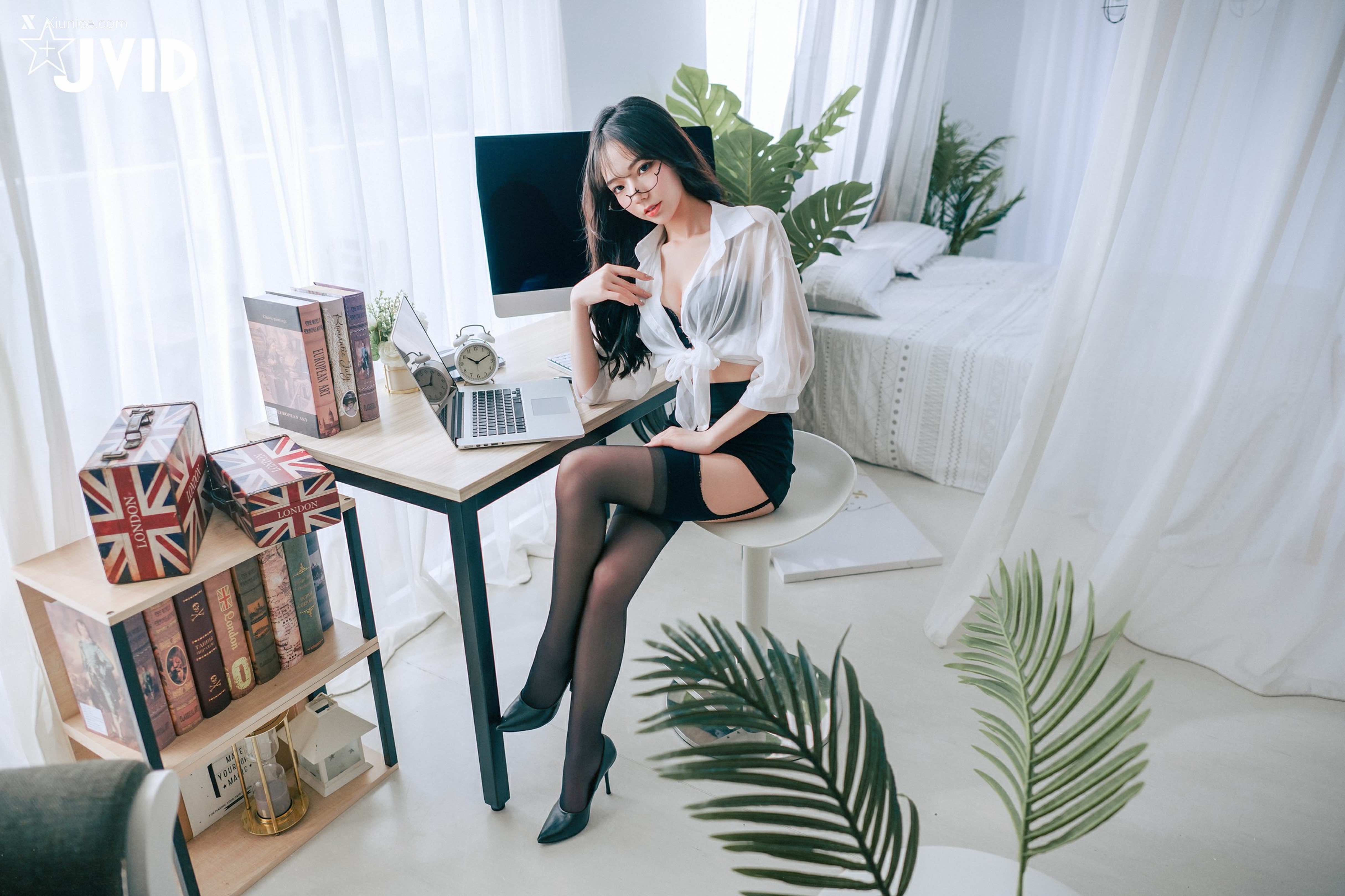 JVID Xiunice.com 啾啾 淫欲小秘書 157