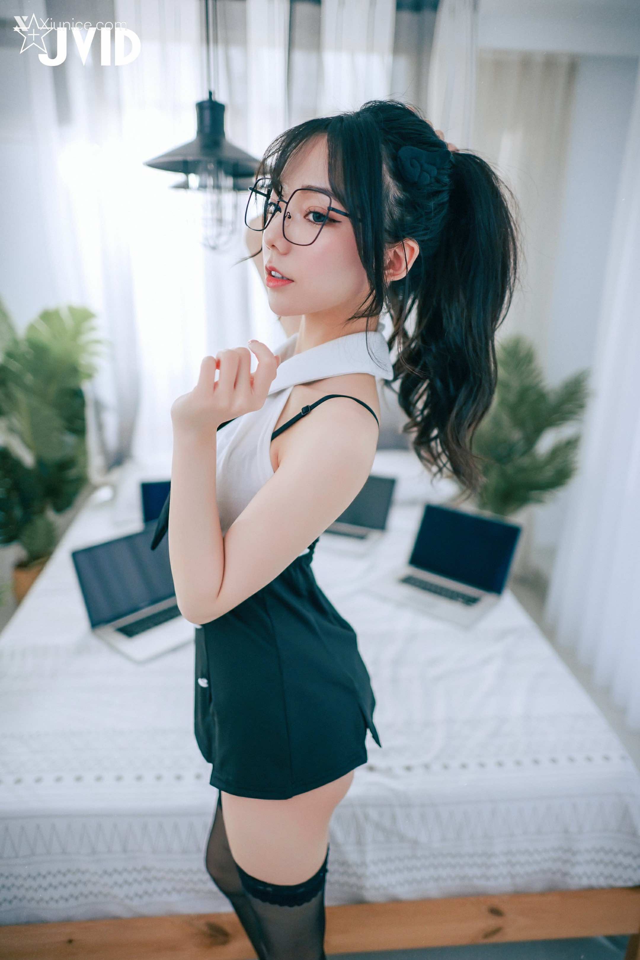 JVID Xiunice.com 啾啾 淫欲小秘書 164